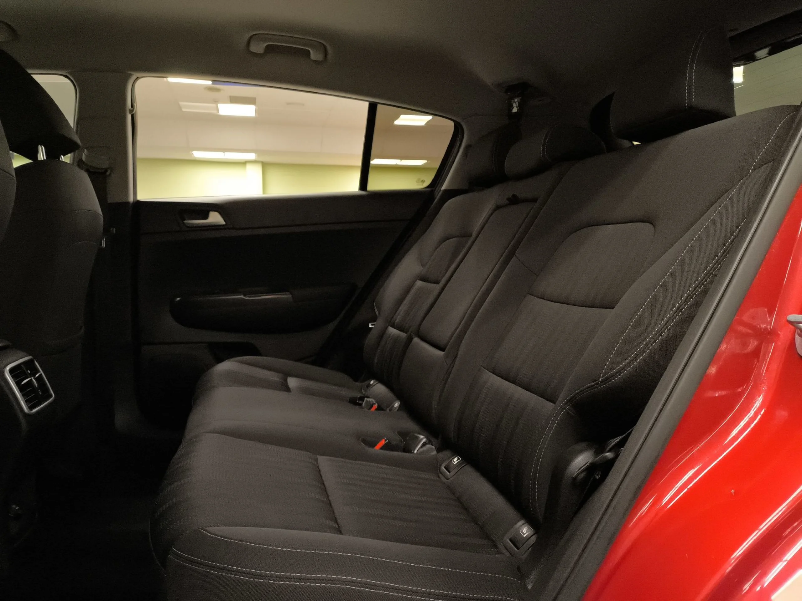 Kia Sportage 1.7 CRDi Business Eco-Dynamic 4x2 85 kW (115 CV) - Foto 21