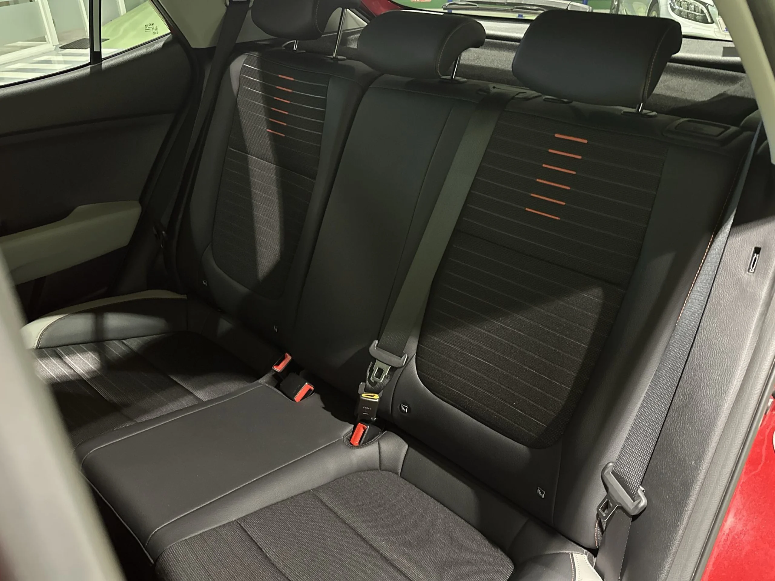 Kia Stonic 1.6 CRDi VGT Eco-Dynamic Tech 81 kW (110 CV) - Foto 18