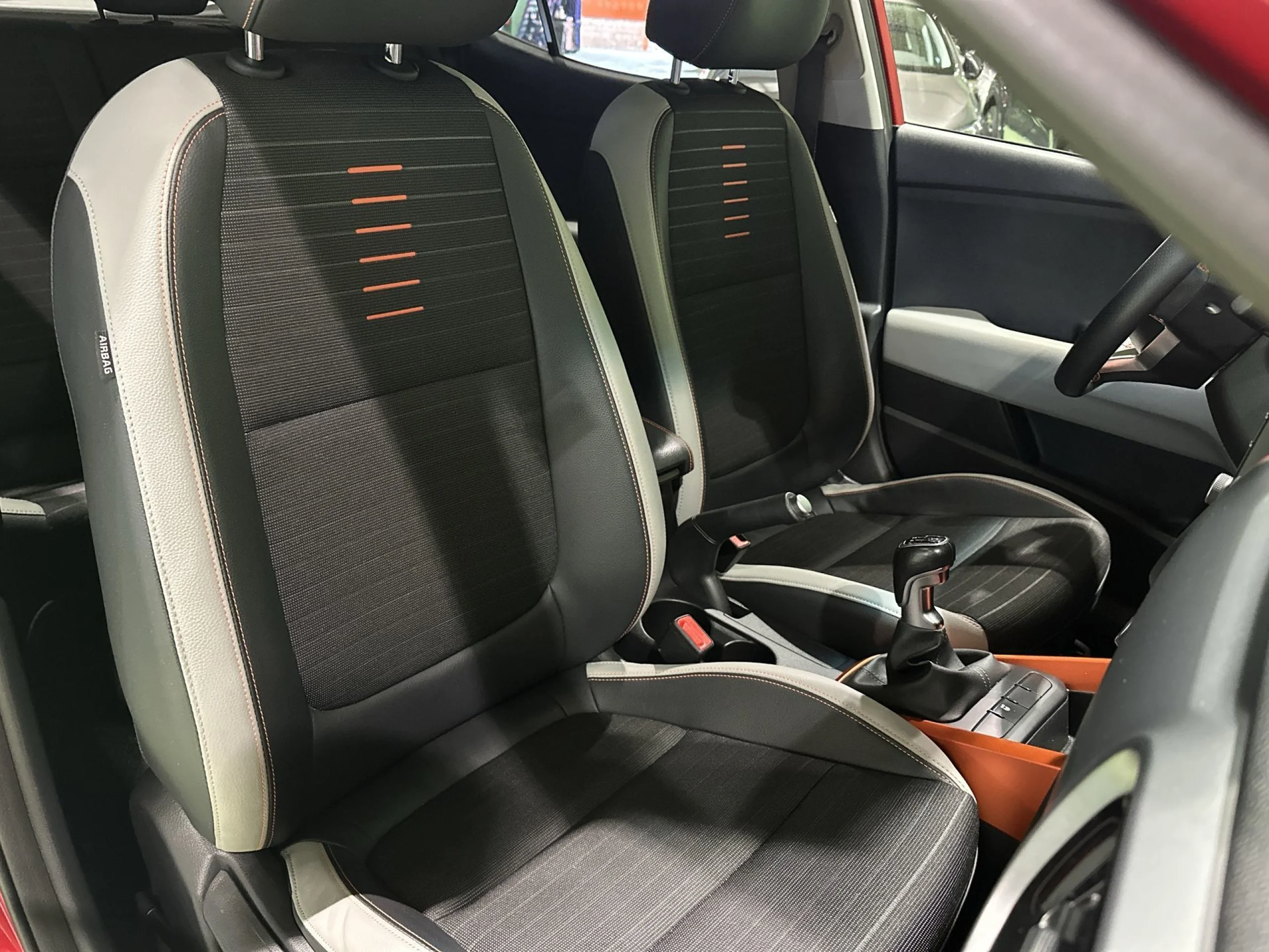 Kia Stonic 1.6 CRDi VGT Eco-Dynamic Tech 81 kW (110 CV) - Foto 19