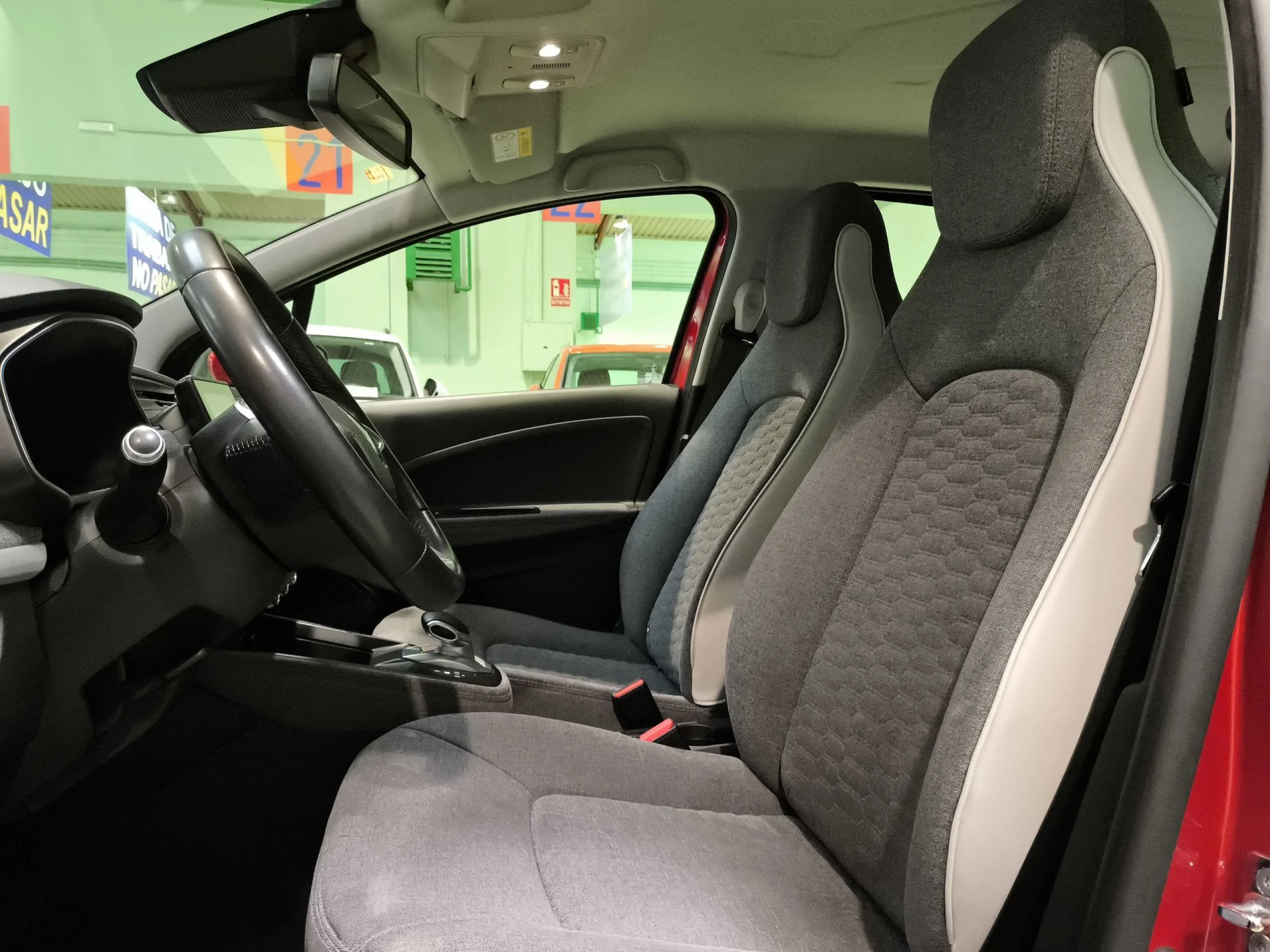 Renault Zoe Intens 80 kW R110 Batería 50kWh 79 kW (108 CV) - Foto 8