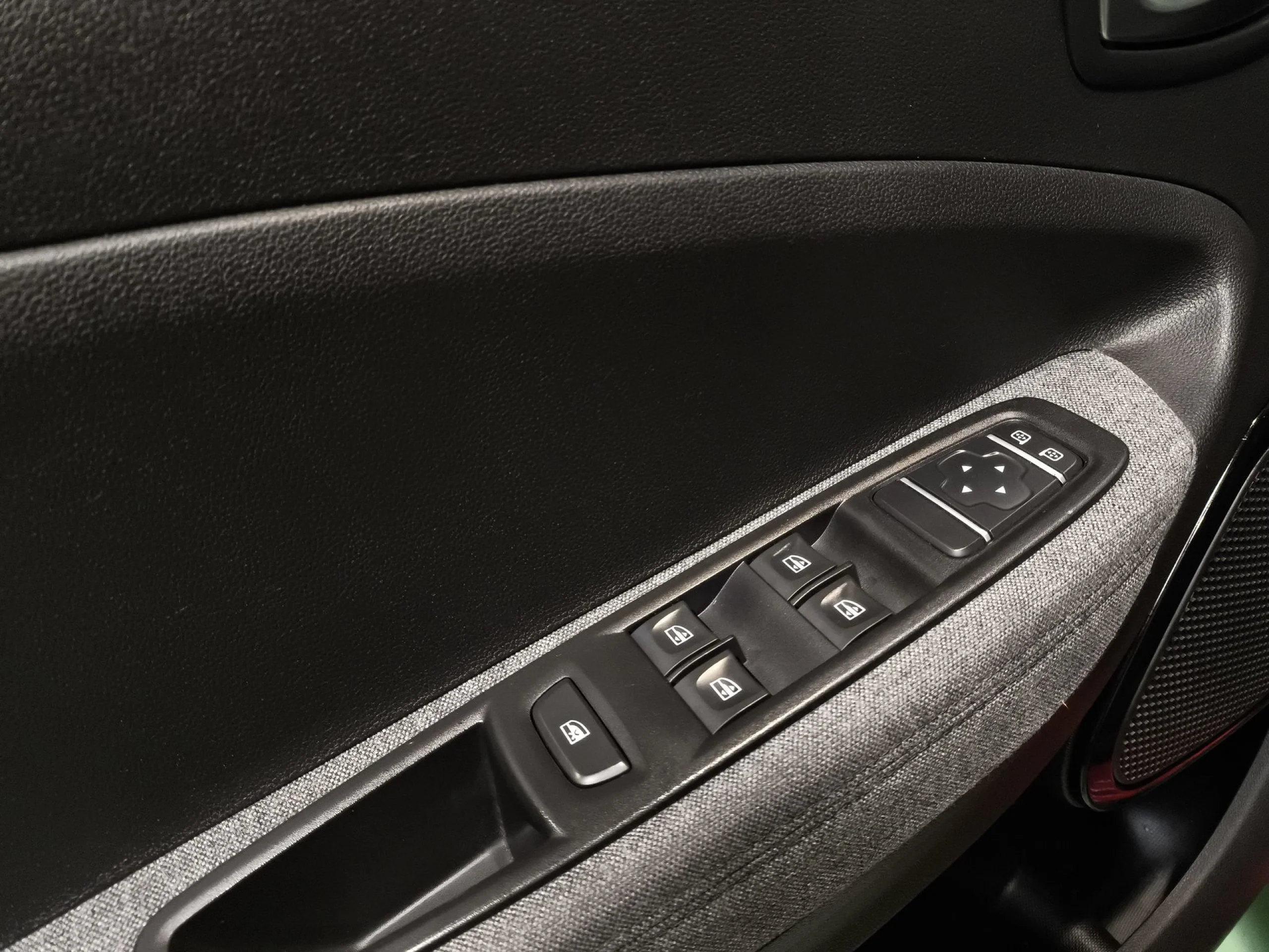 Renault Zoe Intens 80 kW R110 Batería 50kWh 79 kW (108 CV) - Foto 10