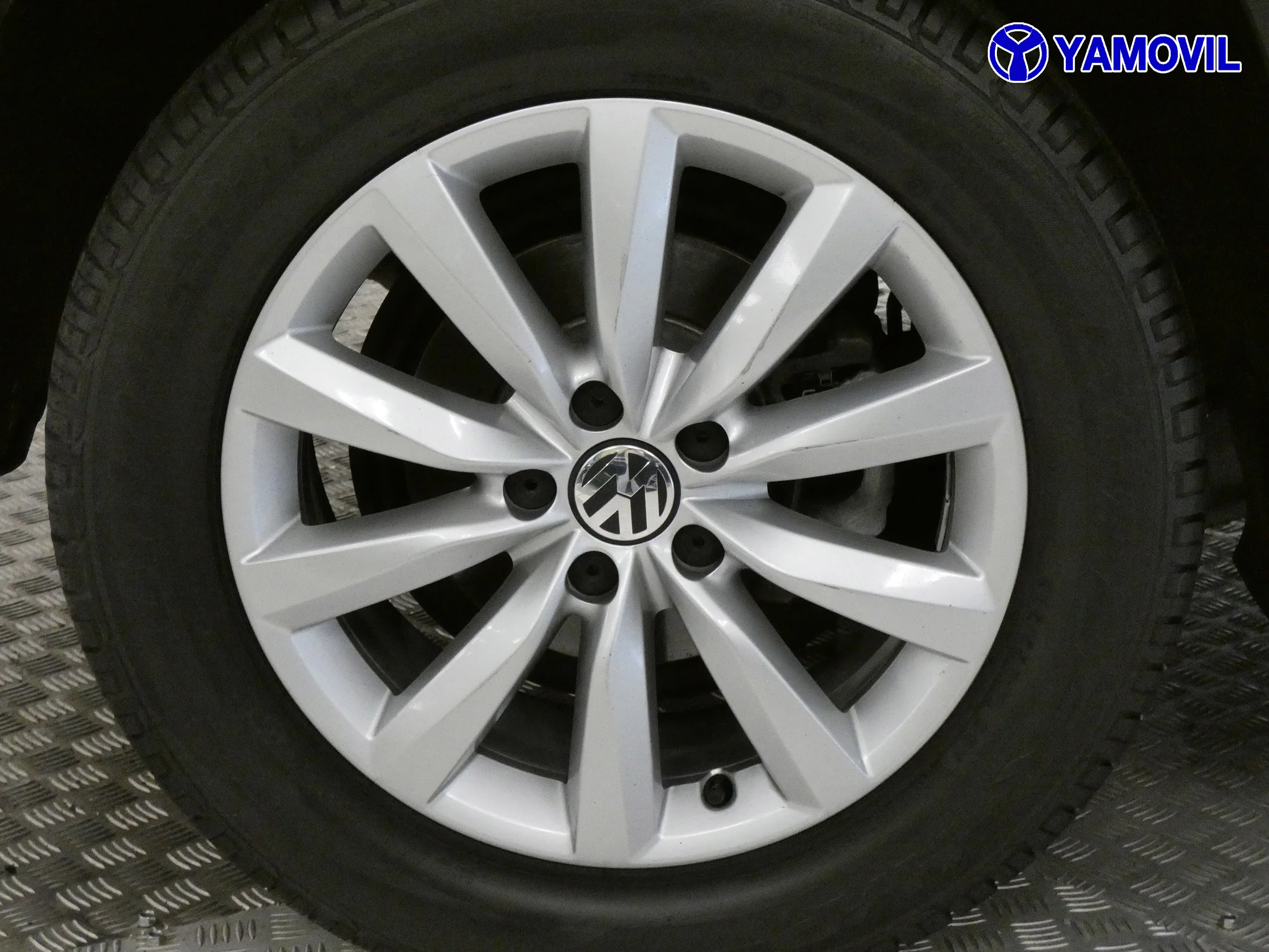Volkswagen Tiguan 2.0TDI BMT - Foto 11