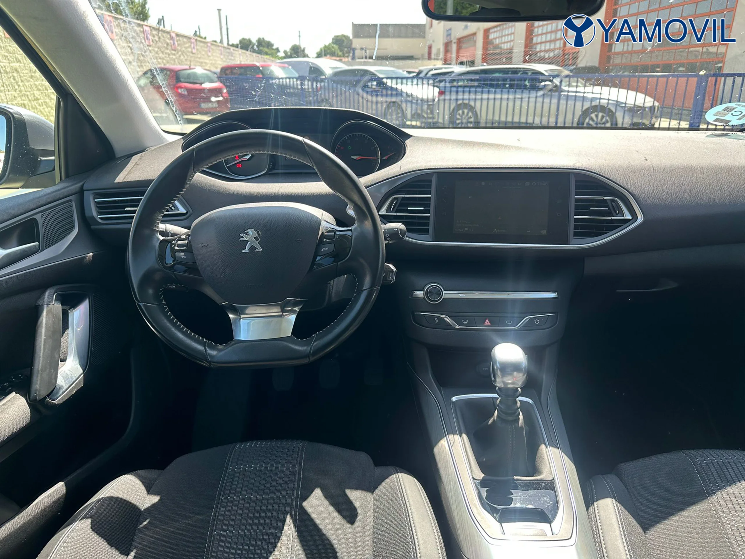 Peugeot 308 SW PureTech 130 SANDS Allure 96 kW (130 CV) - Foto 5