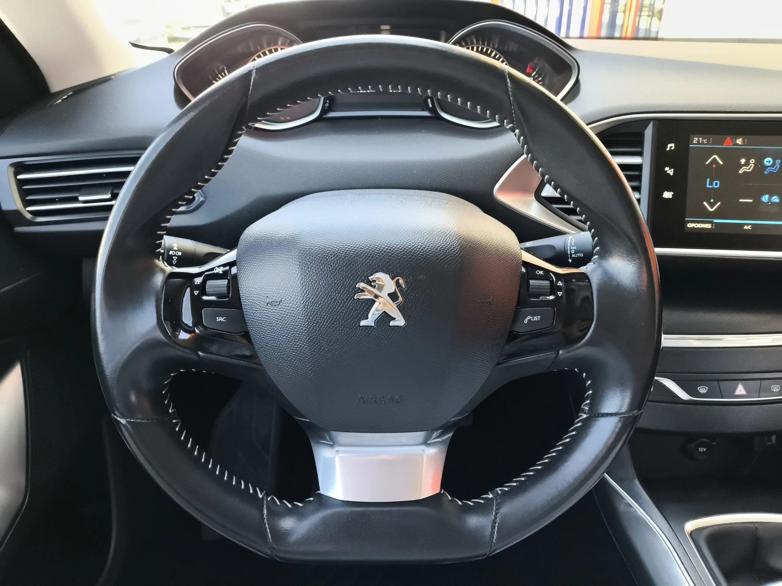 Peugeot 308 SW PureTech 130 SANDS Allure 96 kW (130 CV) - Foto 13