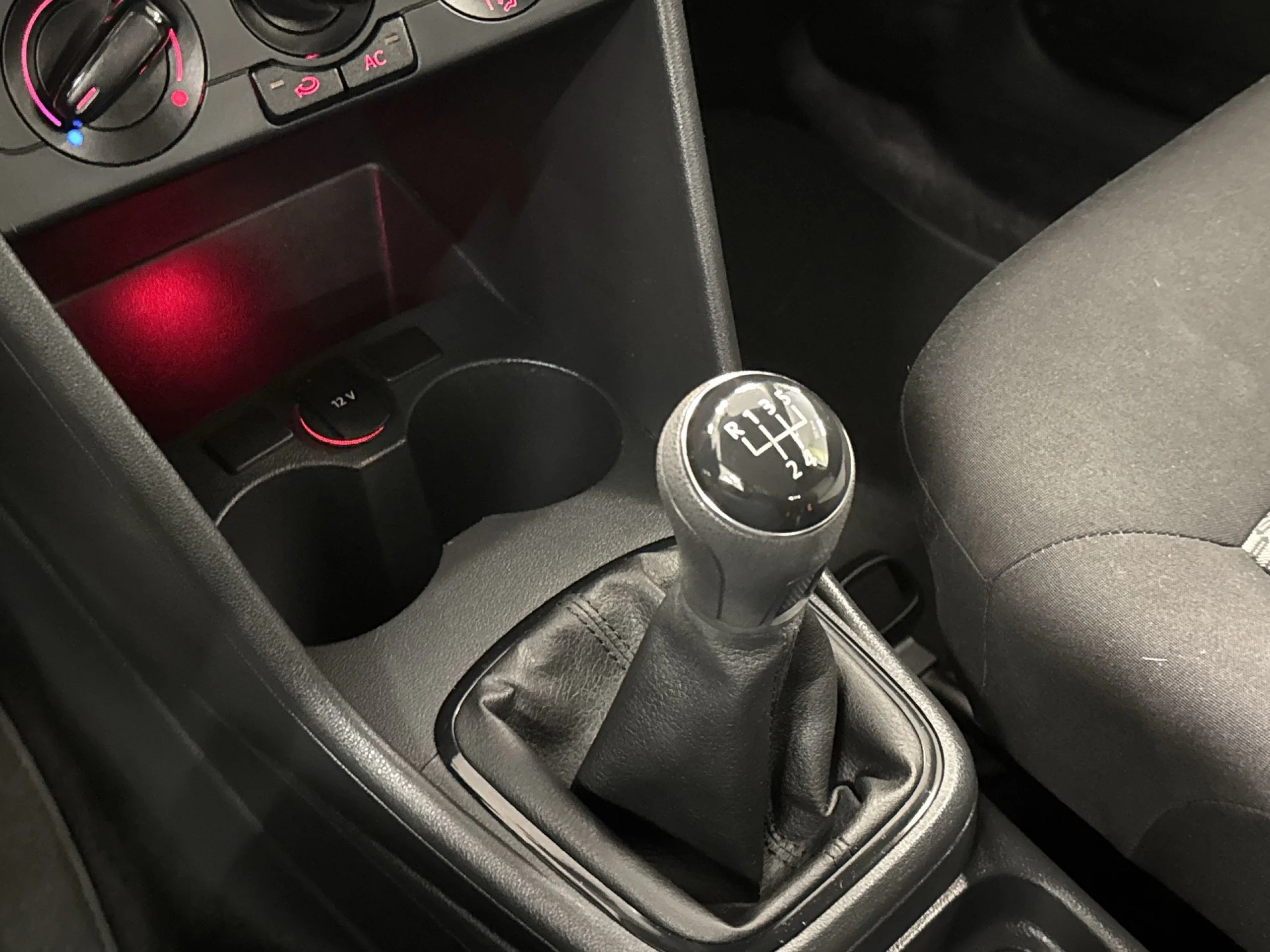 Volkswagen Polo Advance 1.2 BMT 51 kW (70 CV) - Foto 17