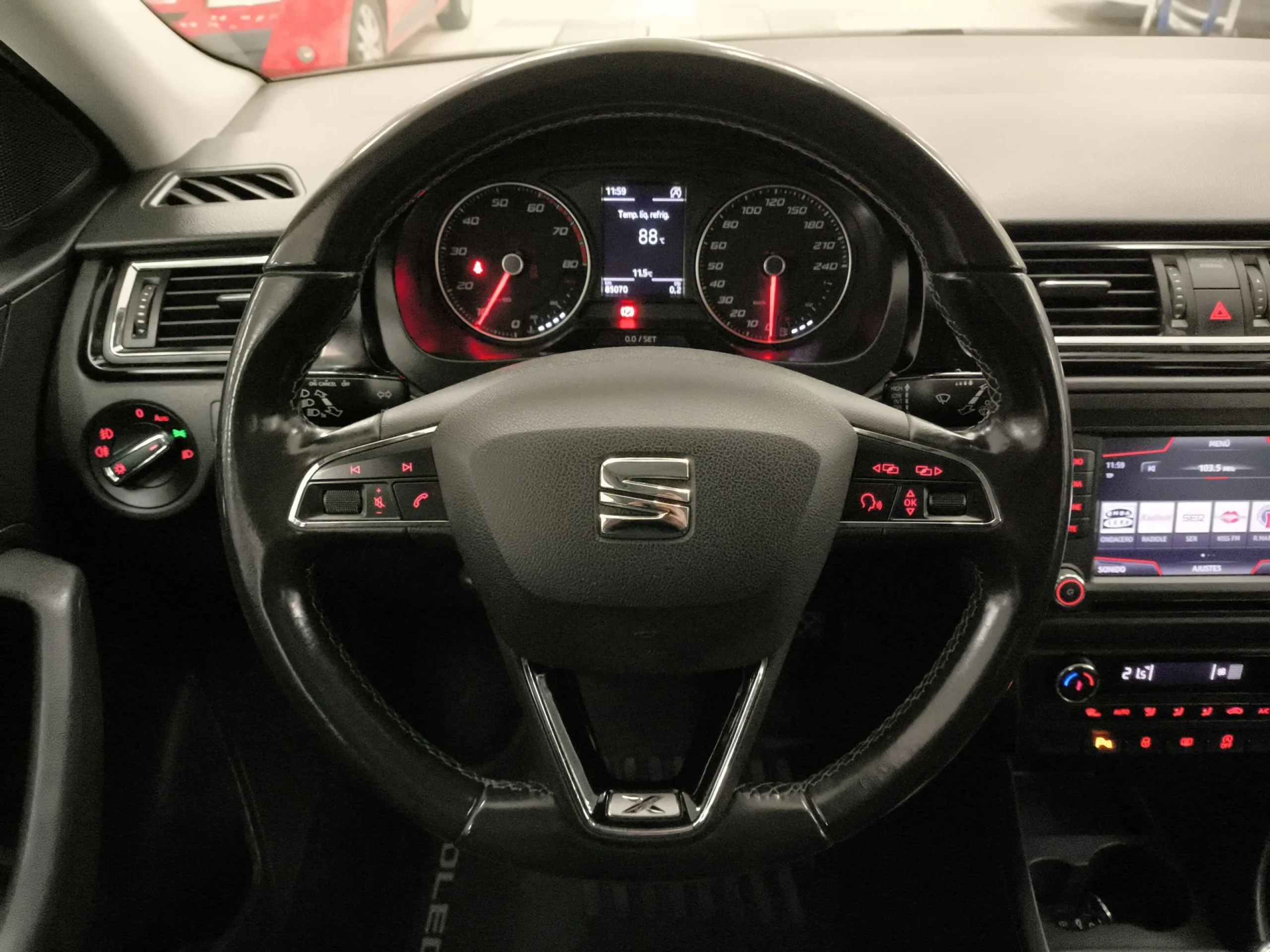 Seat Toledo 1.0 TSI SANDS Xcellence 81 kW (110 CV) - Foto 11