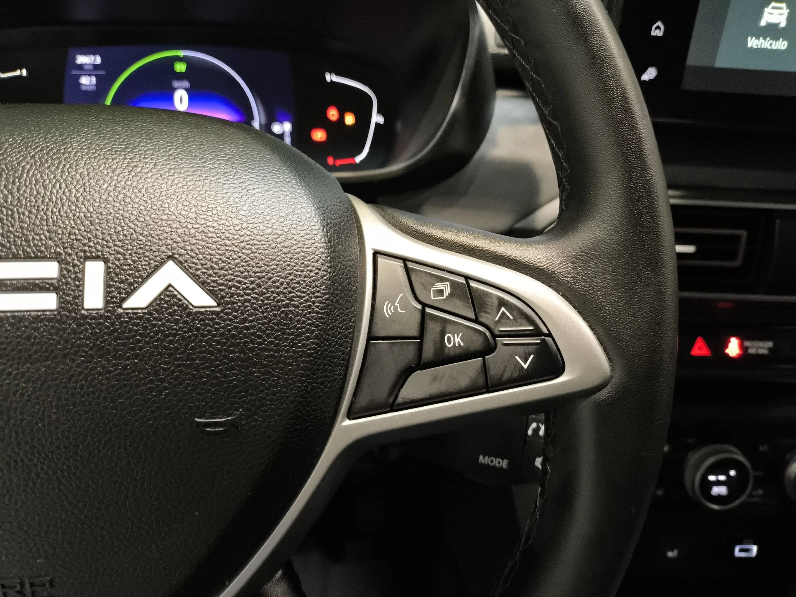 Dacia Jogger 1.6 Hybrid Extreme 104 kW (140 CV) - Foto 14
