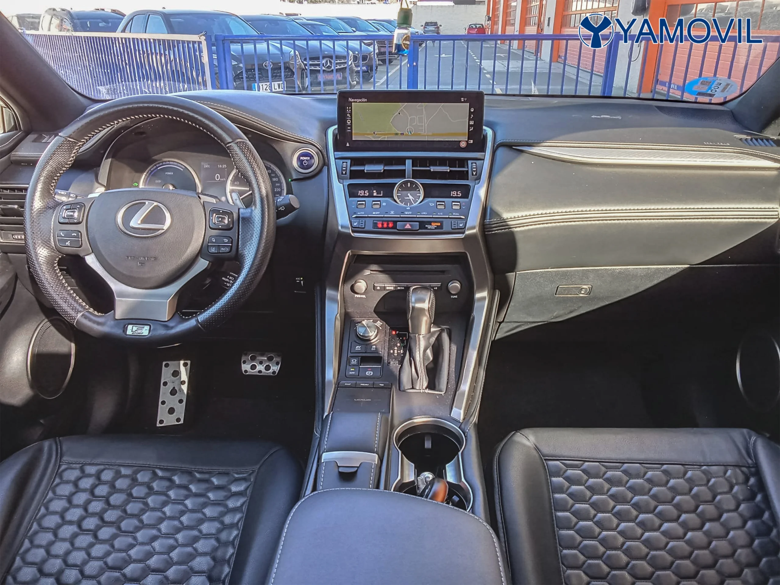 Lexus NX 300h Sport Edition 2WD 145 kW (197 CV) - Foto 5