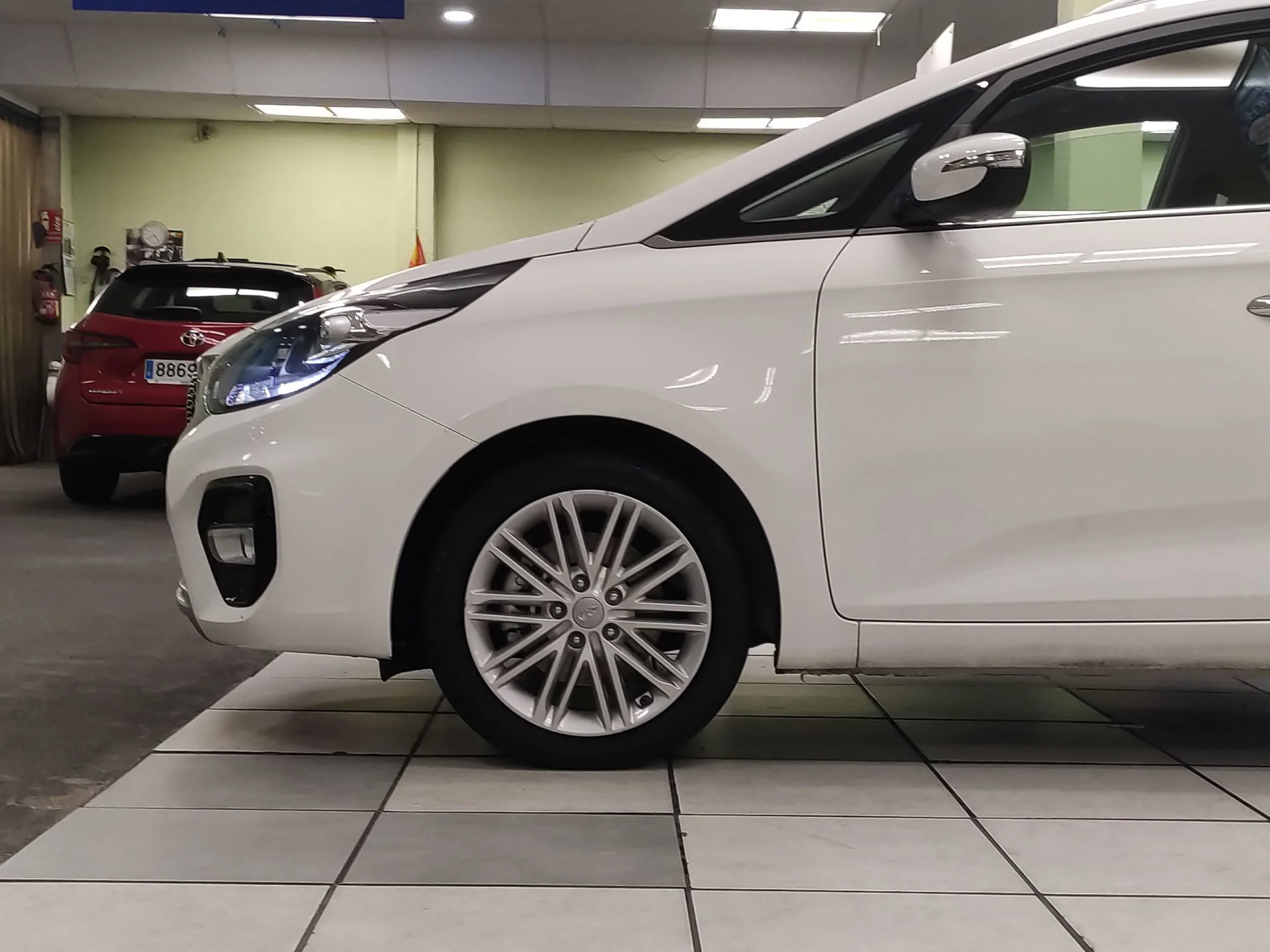 Kia Carens 1.6 GDi Drive 99 kW (135 CV) - Foto 7