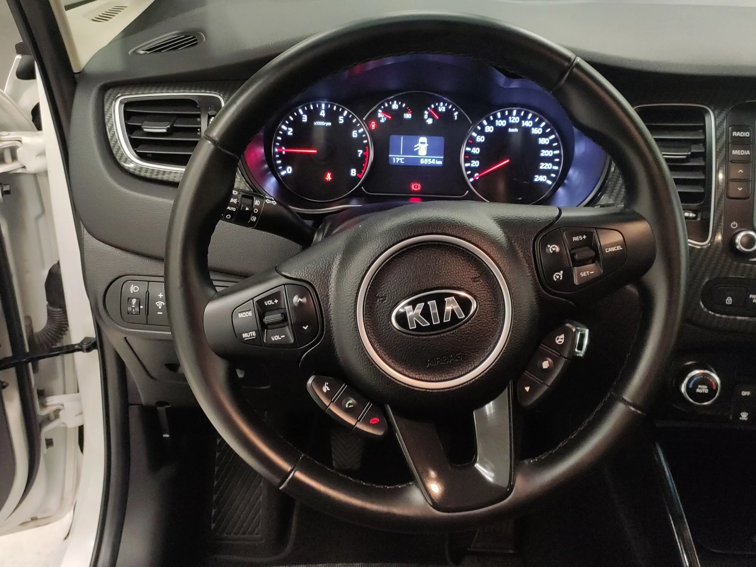 Kia Carens 1.6 GDi Drive 99 kW (135 CV) - Foto 11