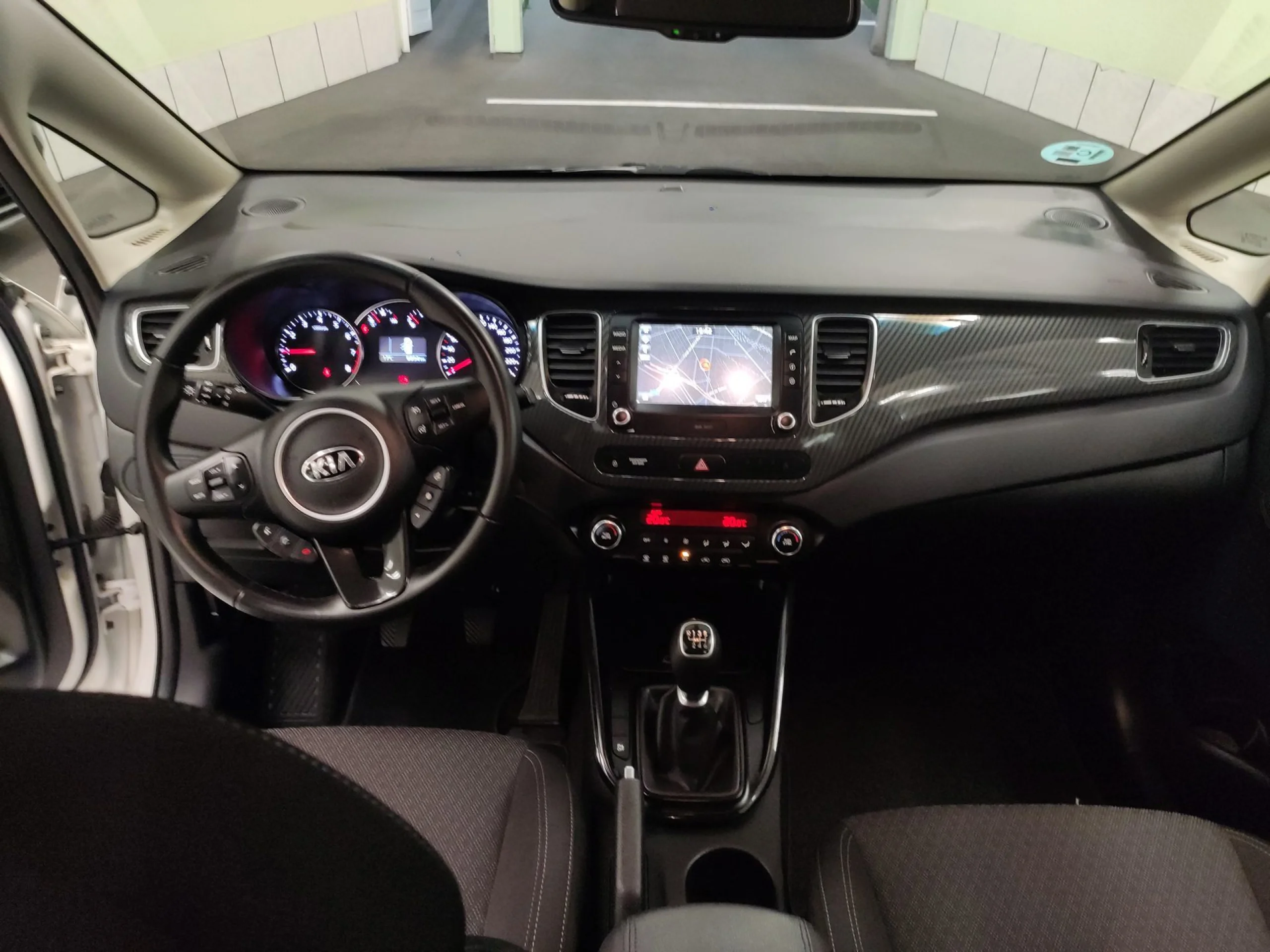 Kia Carens 1.6 GDi Drive 99 kW (135 CV) - Foto 18