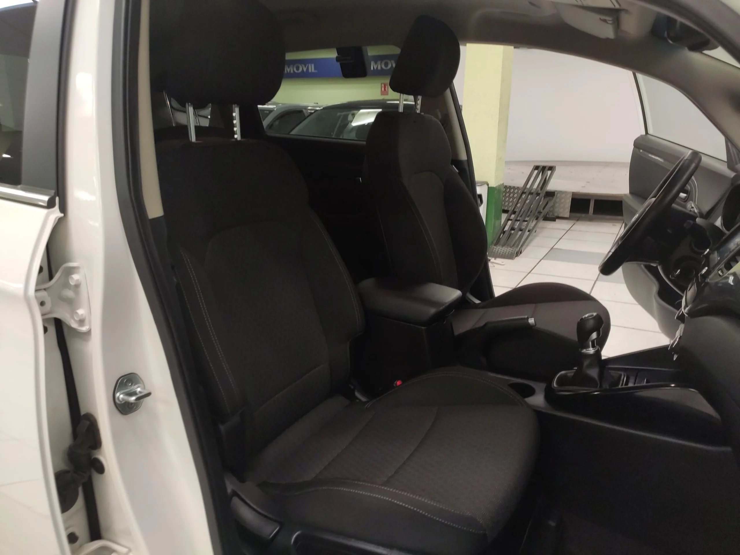 Kia Carens 1.6 GDi Drive 99 kW (135 CV) - Foto 21