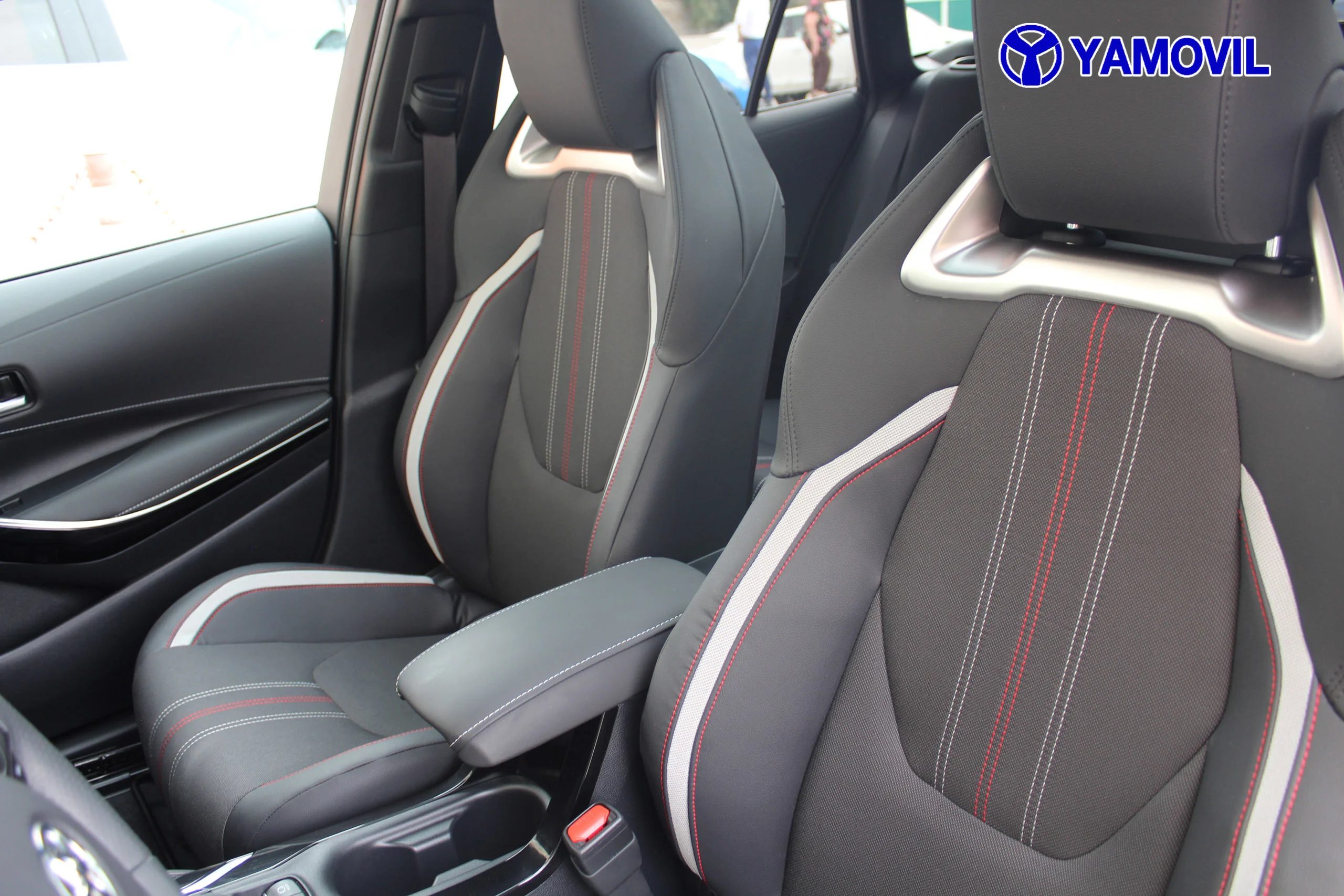 Toyota Corolla 1.8 125 Híbrido Touring GR-Sport E-CVT 132 kW (180 CV) - Foto 13