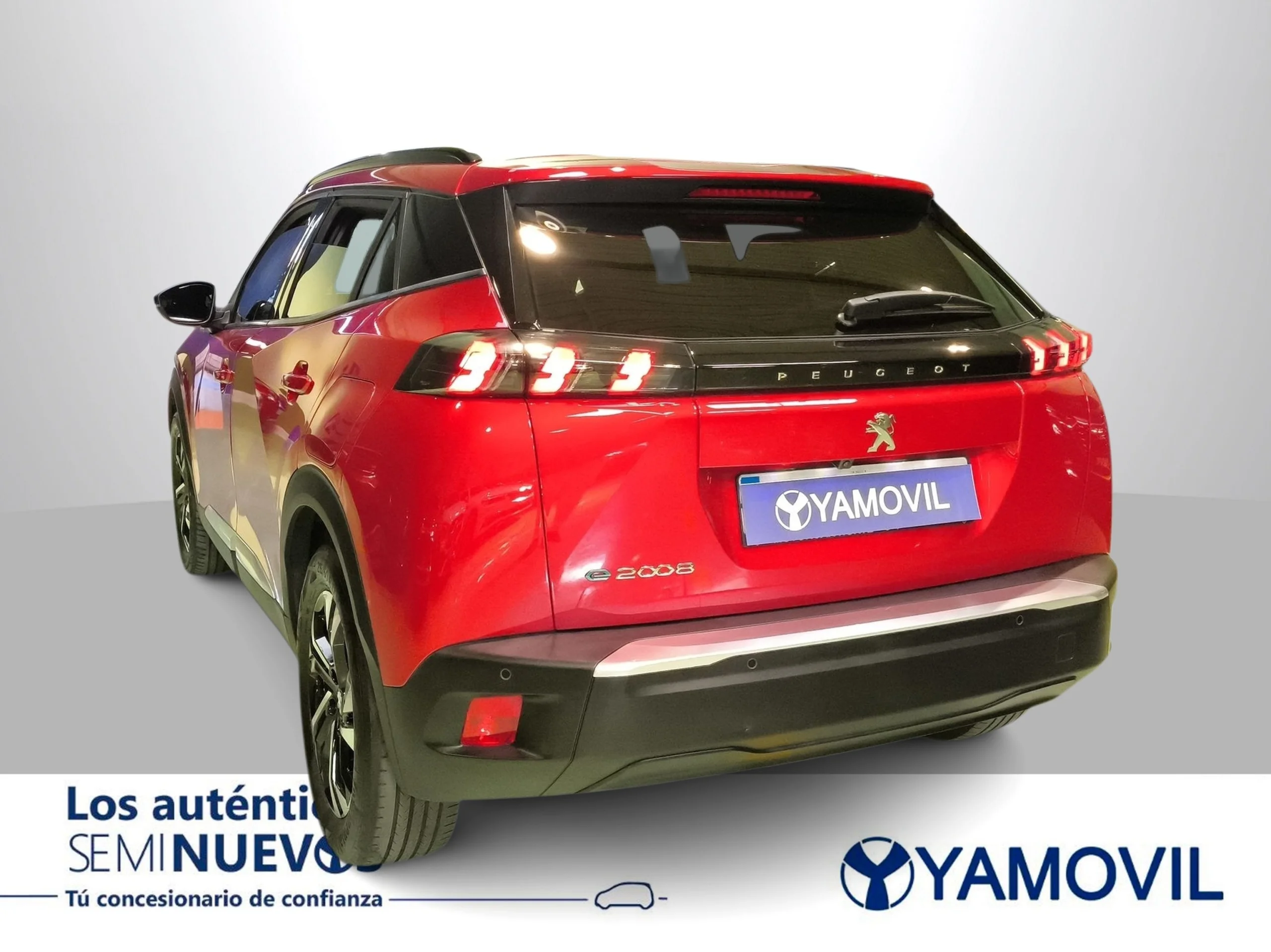 Peugeot E-2008 Eléctrico Allure Pack 100 kW (136 CV) - Foto 3