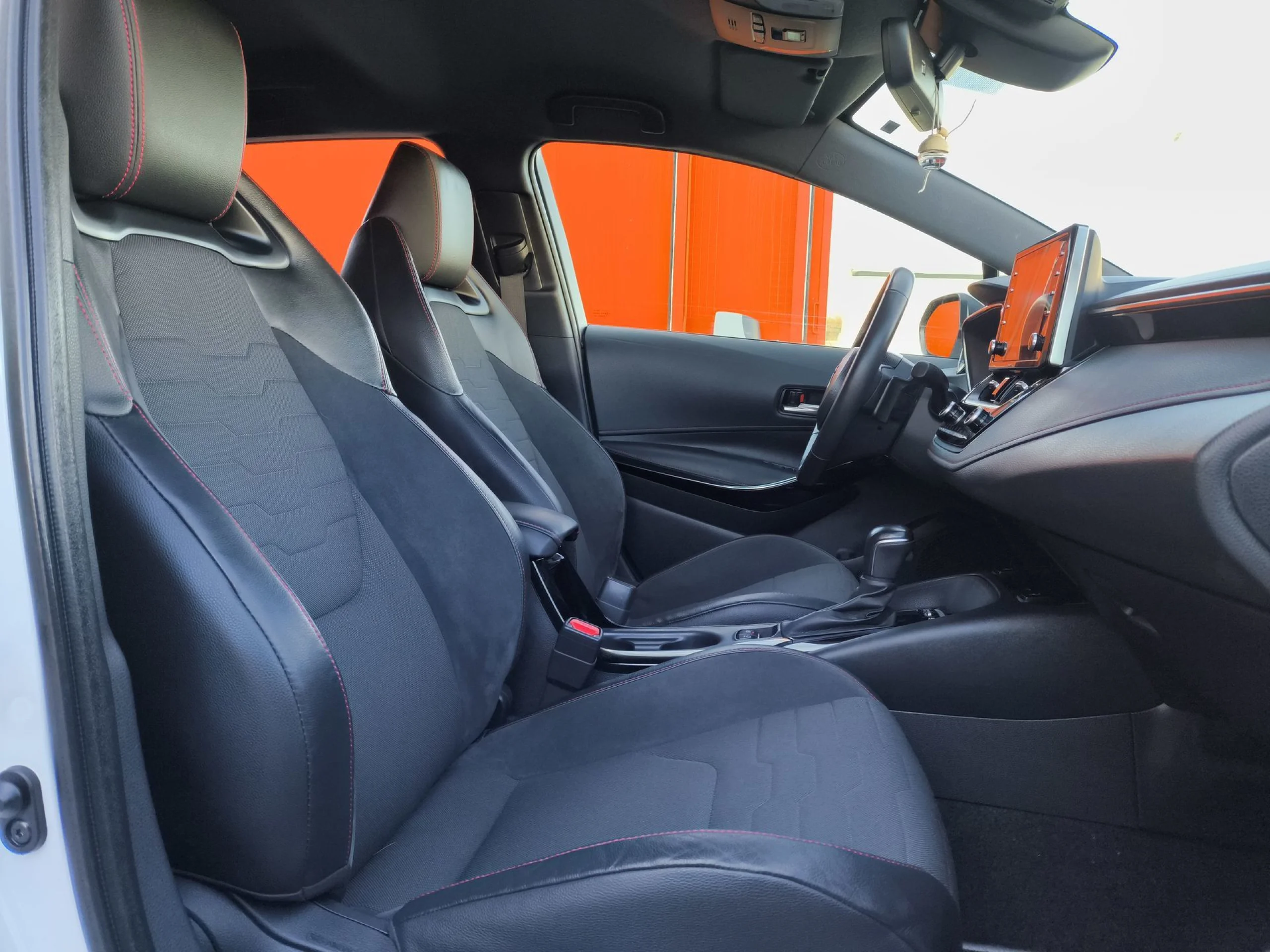 Toyota Corolla Touring Sports 180H Style E-CVT 132 kW (180 CV) - Foto 20