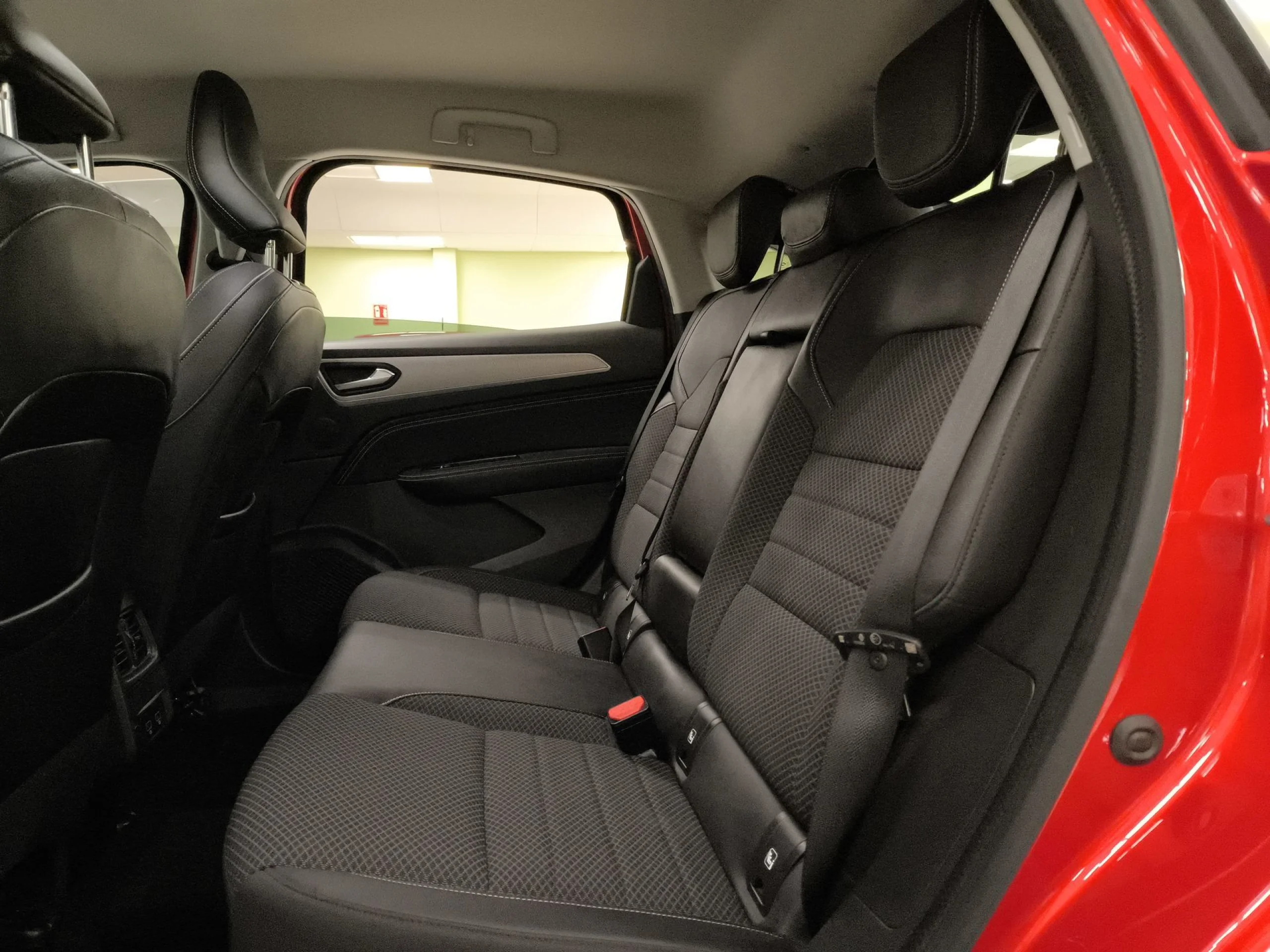 Renault Arkana Techno TCe 140 Mild hybrid EDC 103 kW (140 CV) - Foto 19