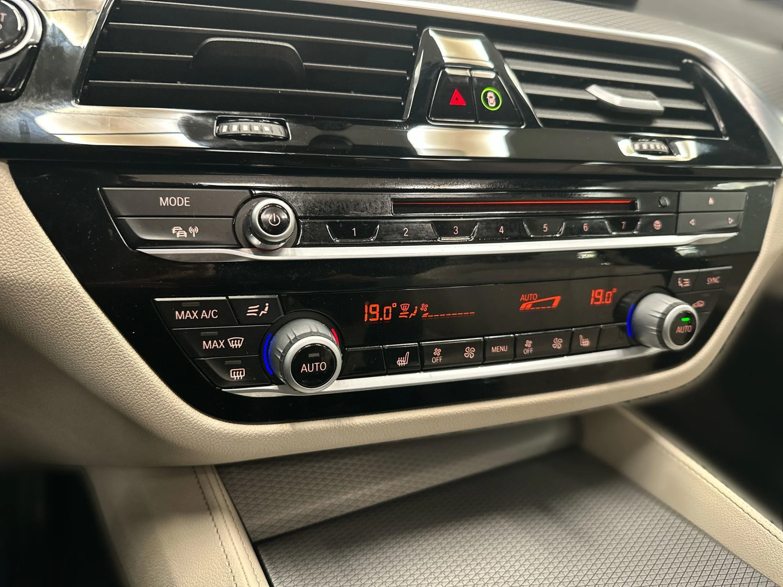 BMW Serie 5 190CV PACK-M AUT 5P. - Foto 16