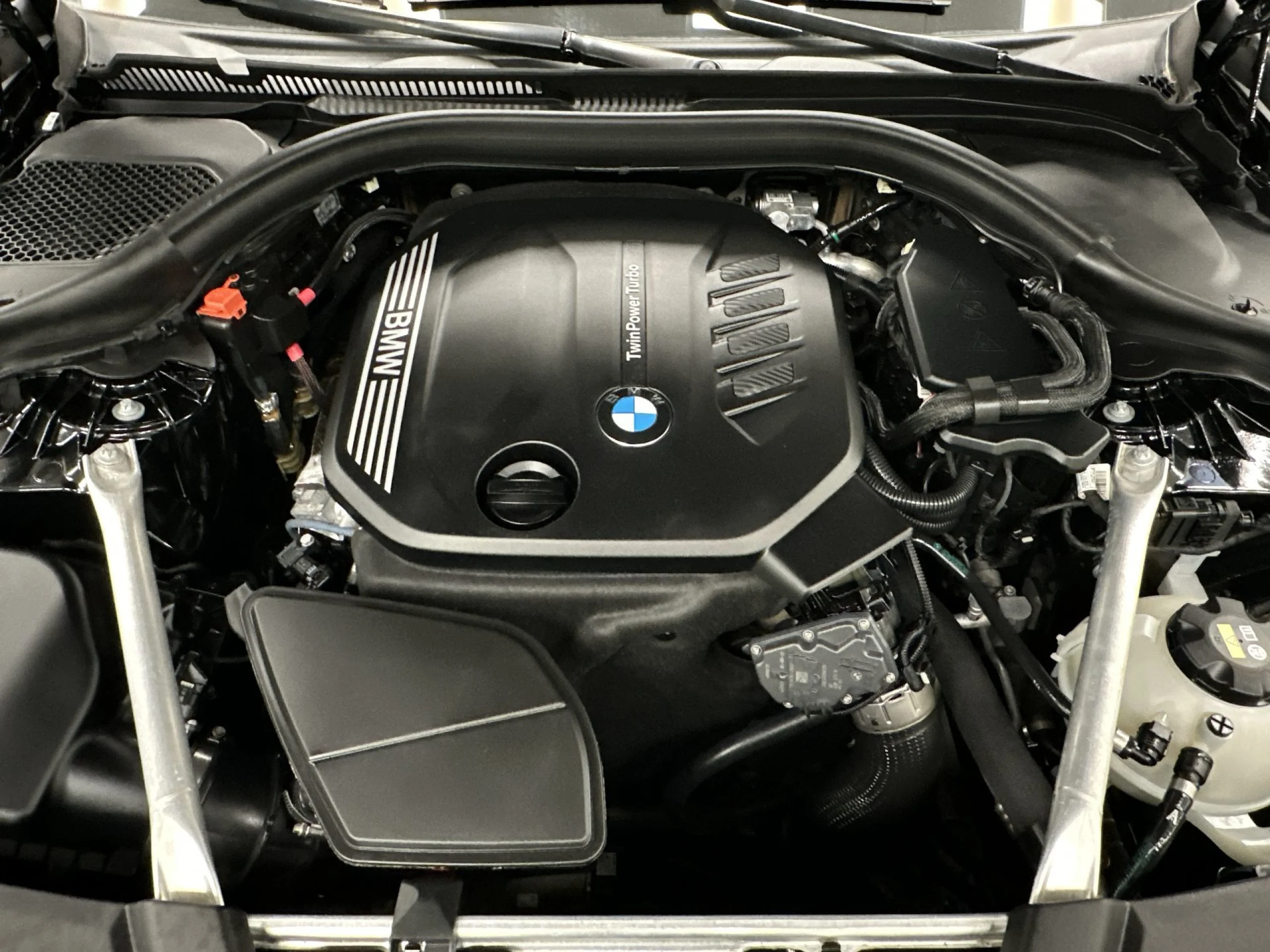 BMW Serie 5 190CV PACK-M AUT 5P. - Foto 23