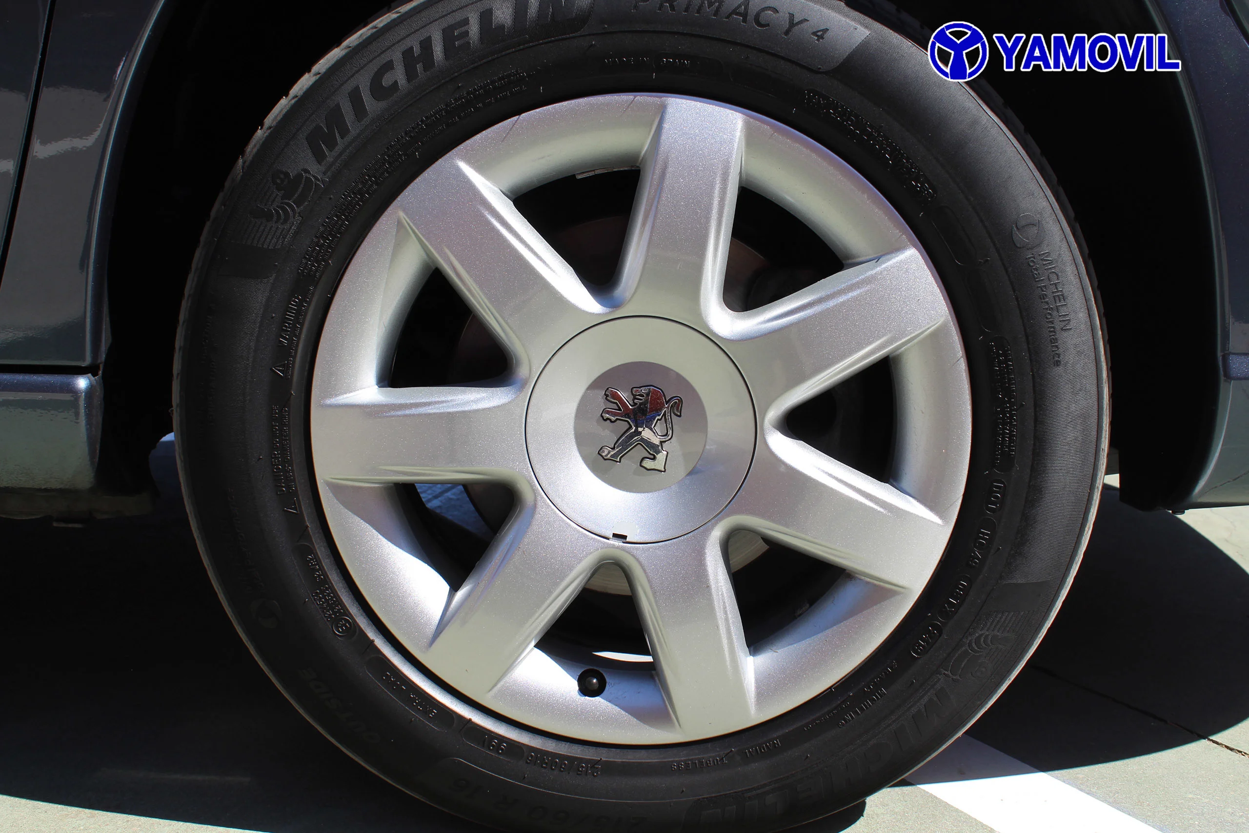 Peugeot 807 2.0 HDI Style FAP 100 kW (136 CV) - Foto 9