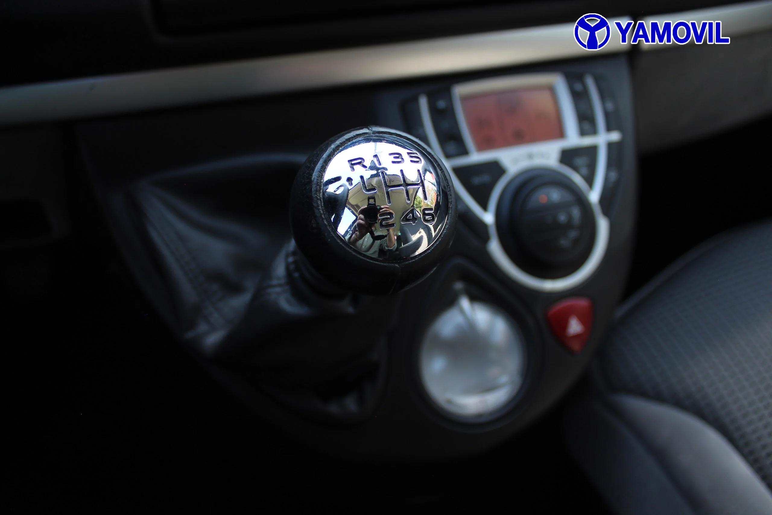 Peugeot 807 2.0 HDI Style FAP 100 kW (136 CV) - Foto 28