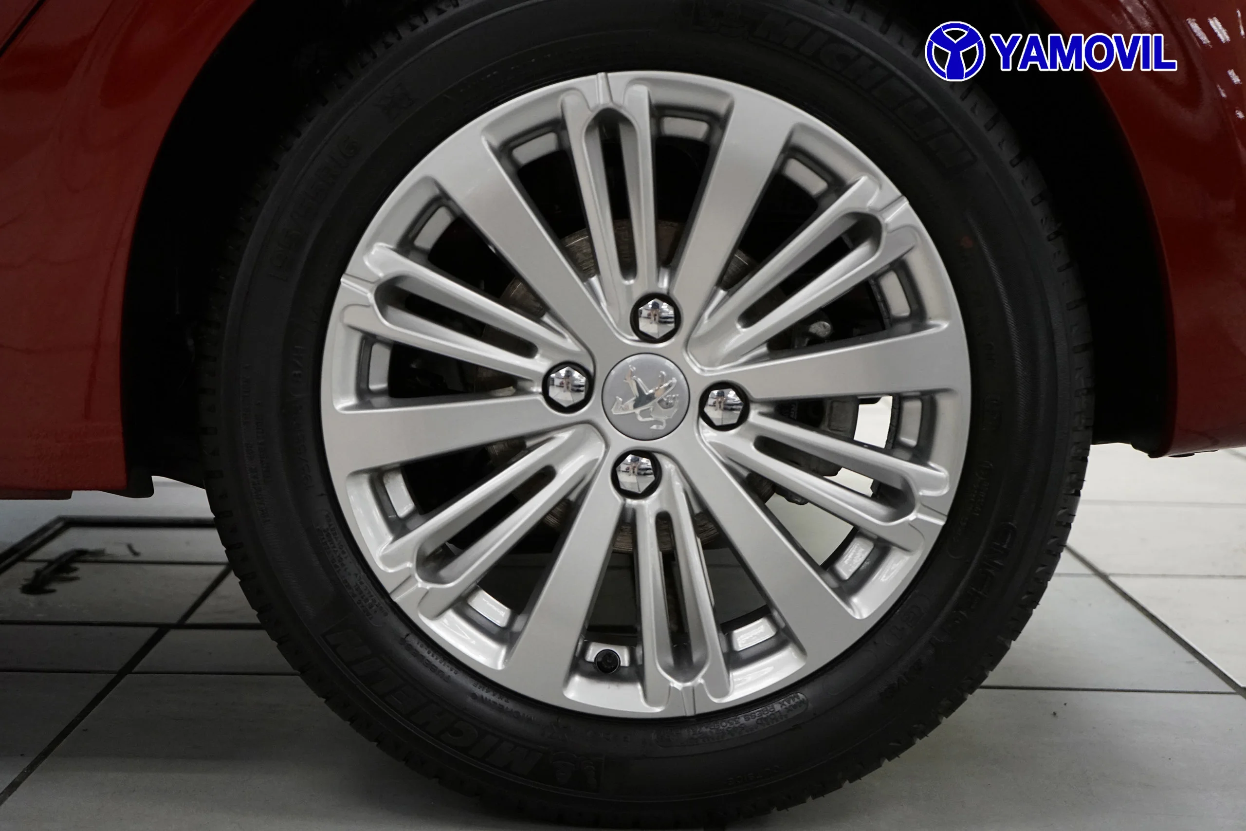 Peugeot 208 BlueHDi 100 Allure 73 kW (100 CV) - Foto 11