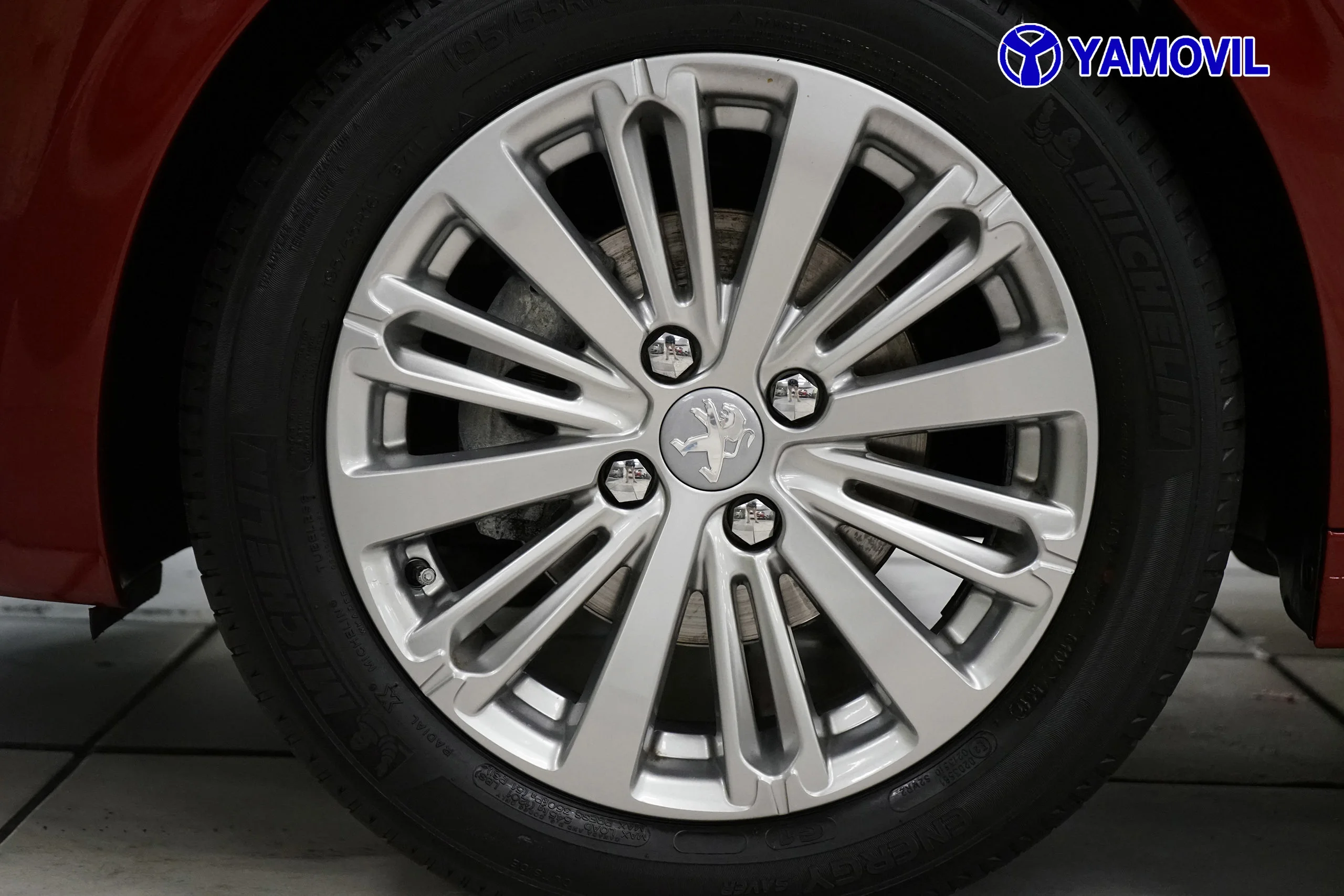 Peugeot 208 BlueHDi 100 Allure 73 kW (100 CV) - Foto 12