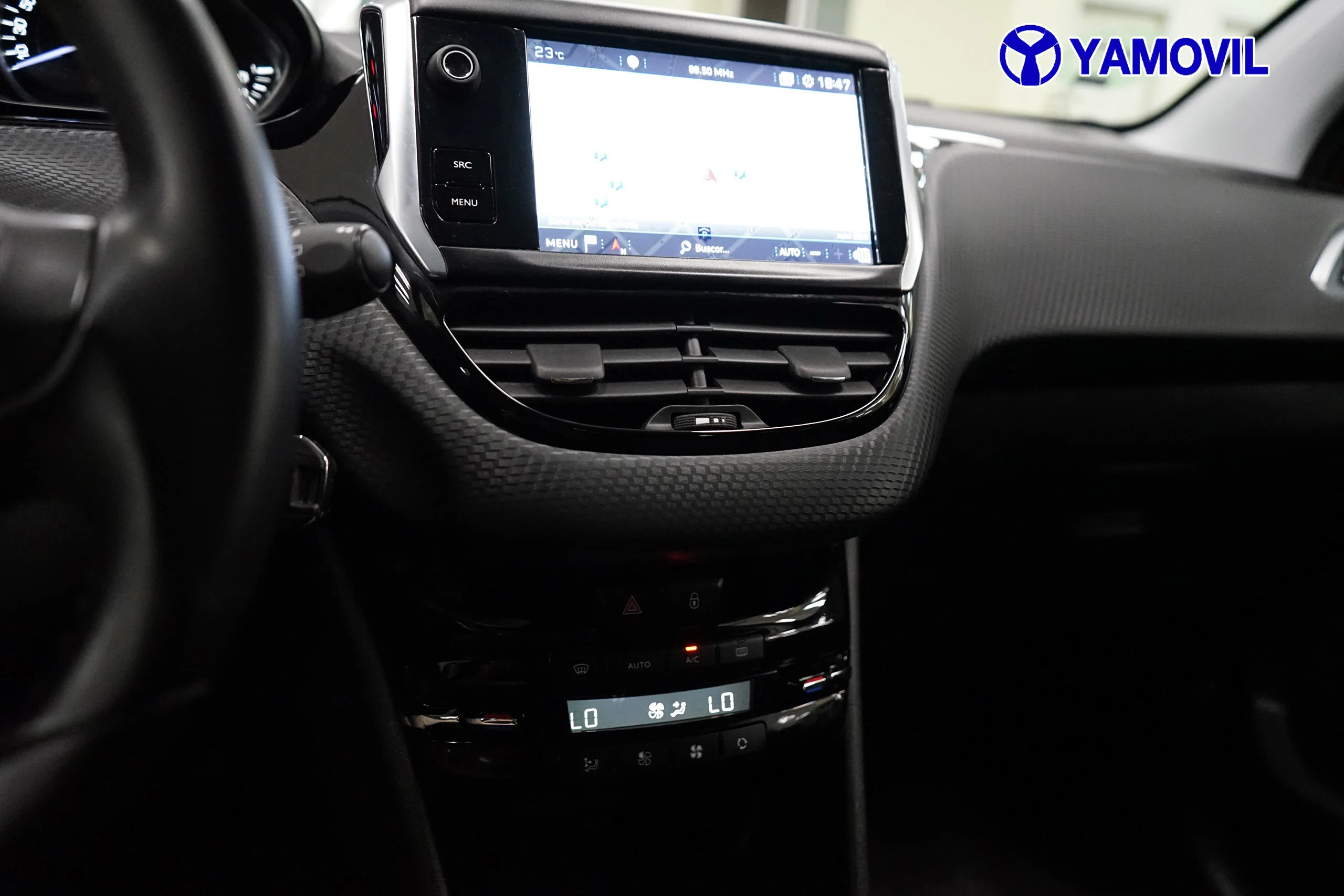 Peugeot 208 BlueHDi 100 Allure 73 kW (100 CV) - Foto 23