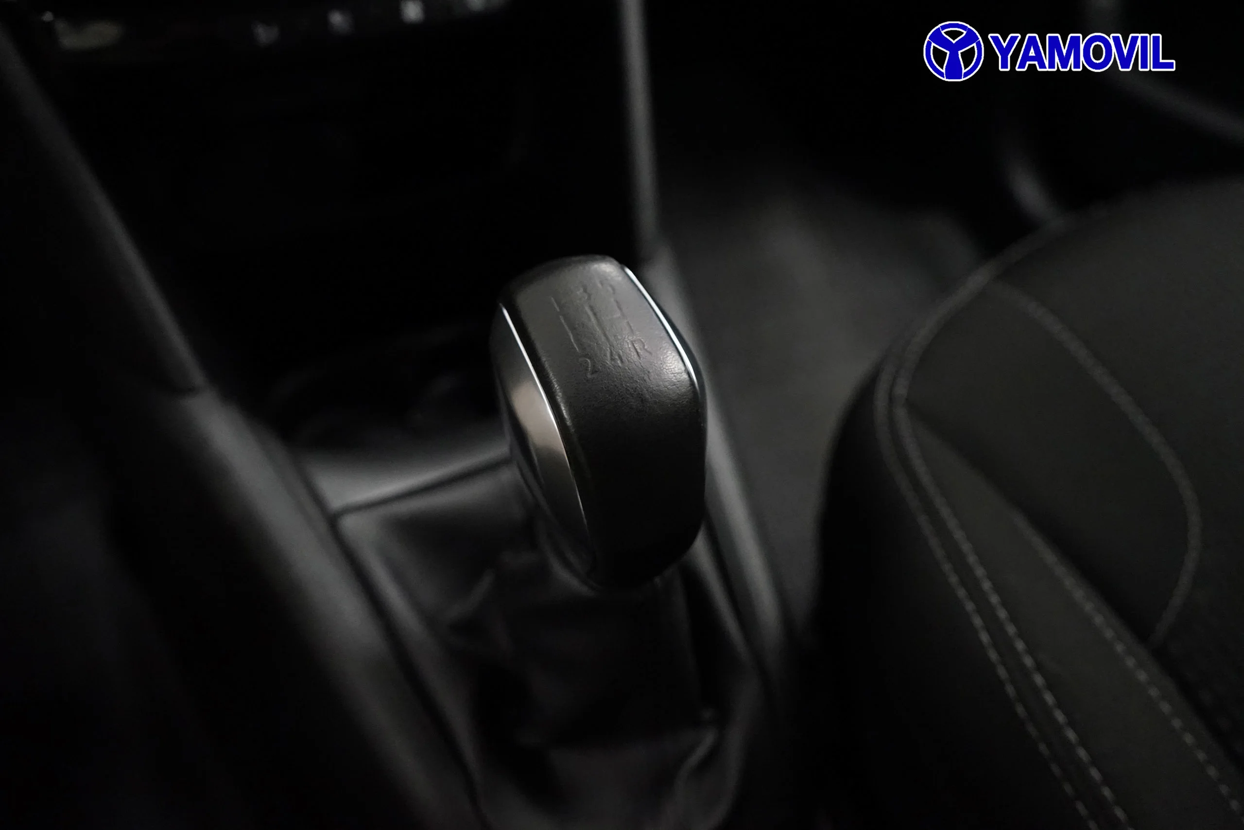 Peugeot 208 BlueHDi 100 Allure 73 kW (100 CV) - Foto 27
