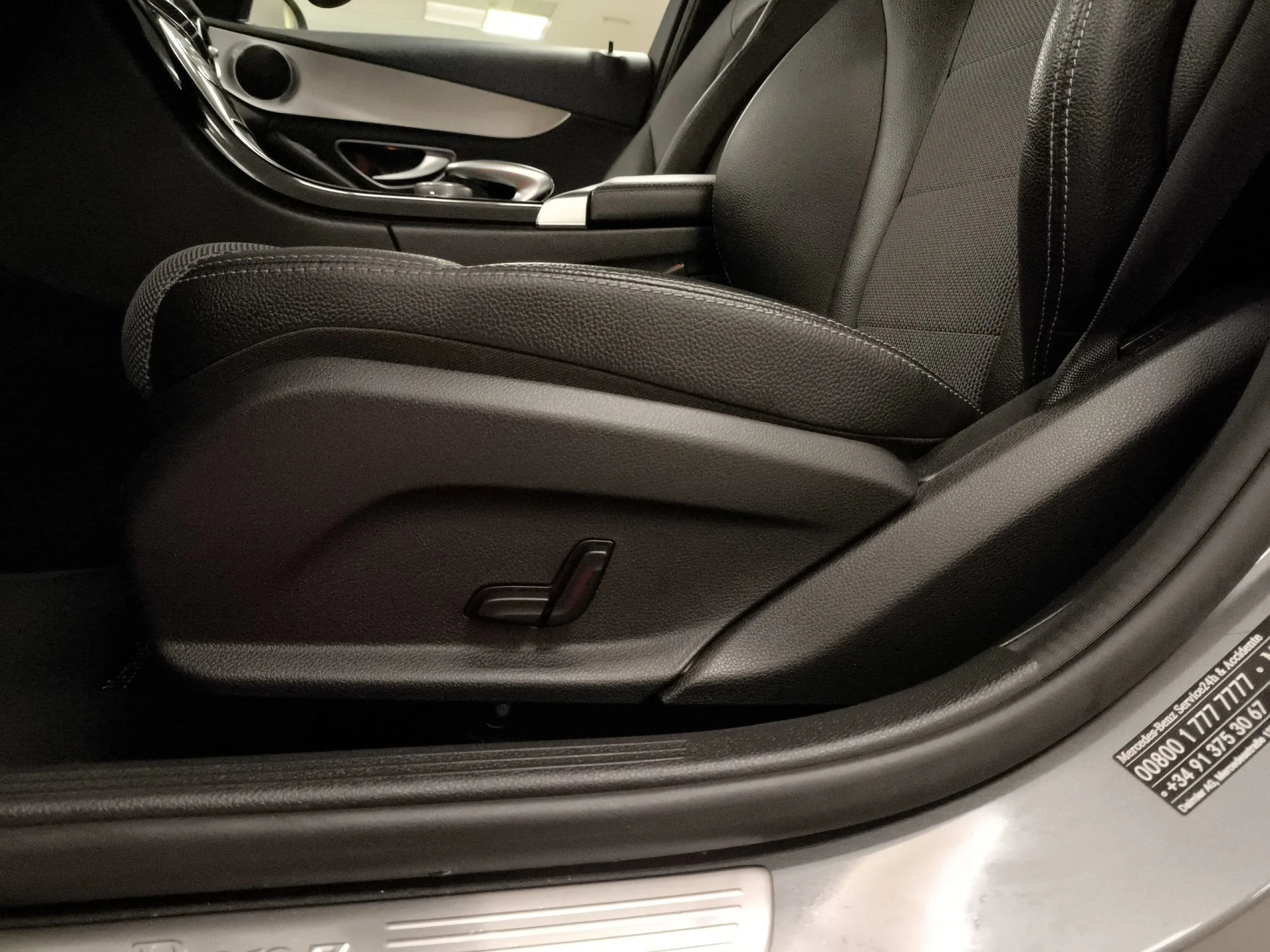 Mercedes-Benz Clase C C 220 d Sportive Avantgarde 4Matic 125 kW (170 CV) - Foto 9