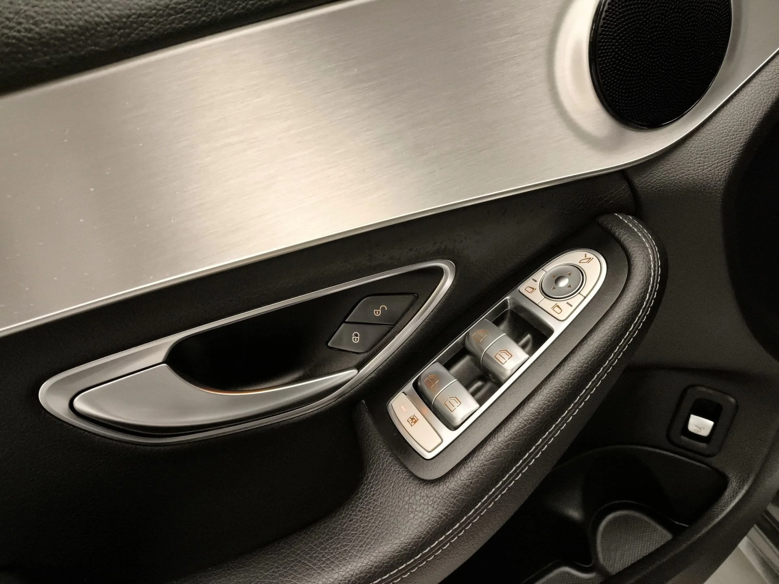 Mercedes-Benz Clase C C 220 d Sportive Avantgarde 4Matic 125 kW (170 CV) - Foto 10