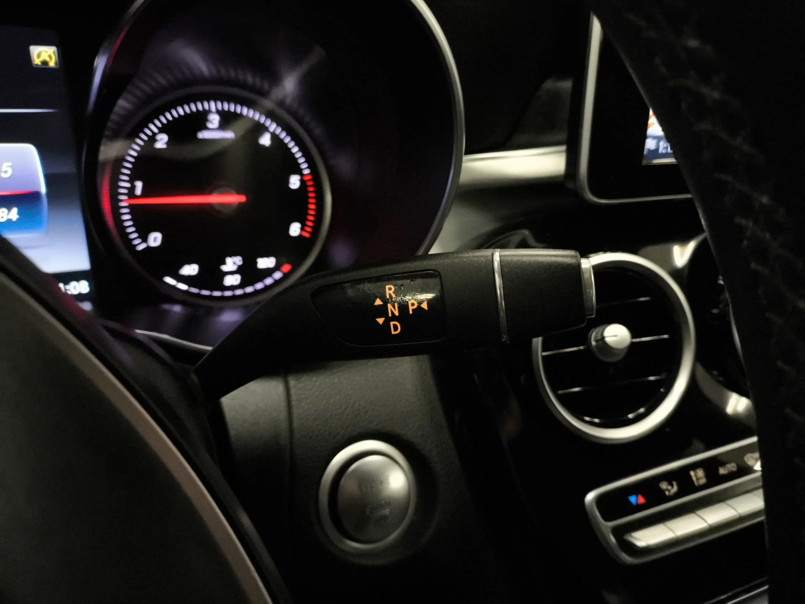 Mercedes-Benz Clase C C 220 d Sportive Avantgarde 4Matic 125 kW (170 CV) - Foto 19