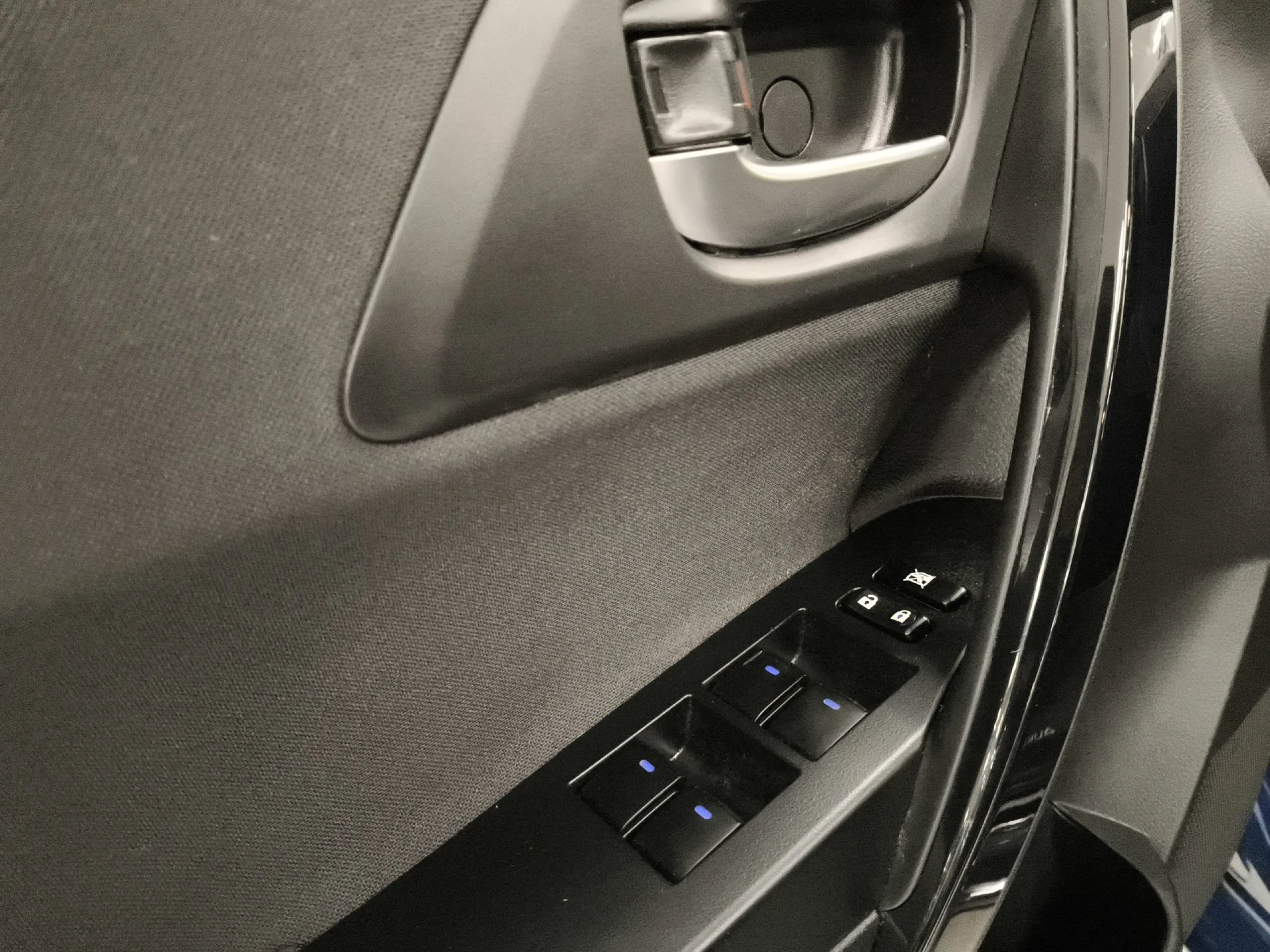 Toyota Auris 1.8 Hybrid Active 100 kW (136 CV) - Foto 13