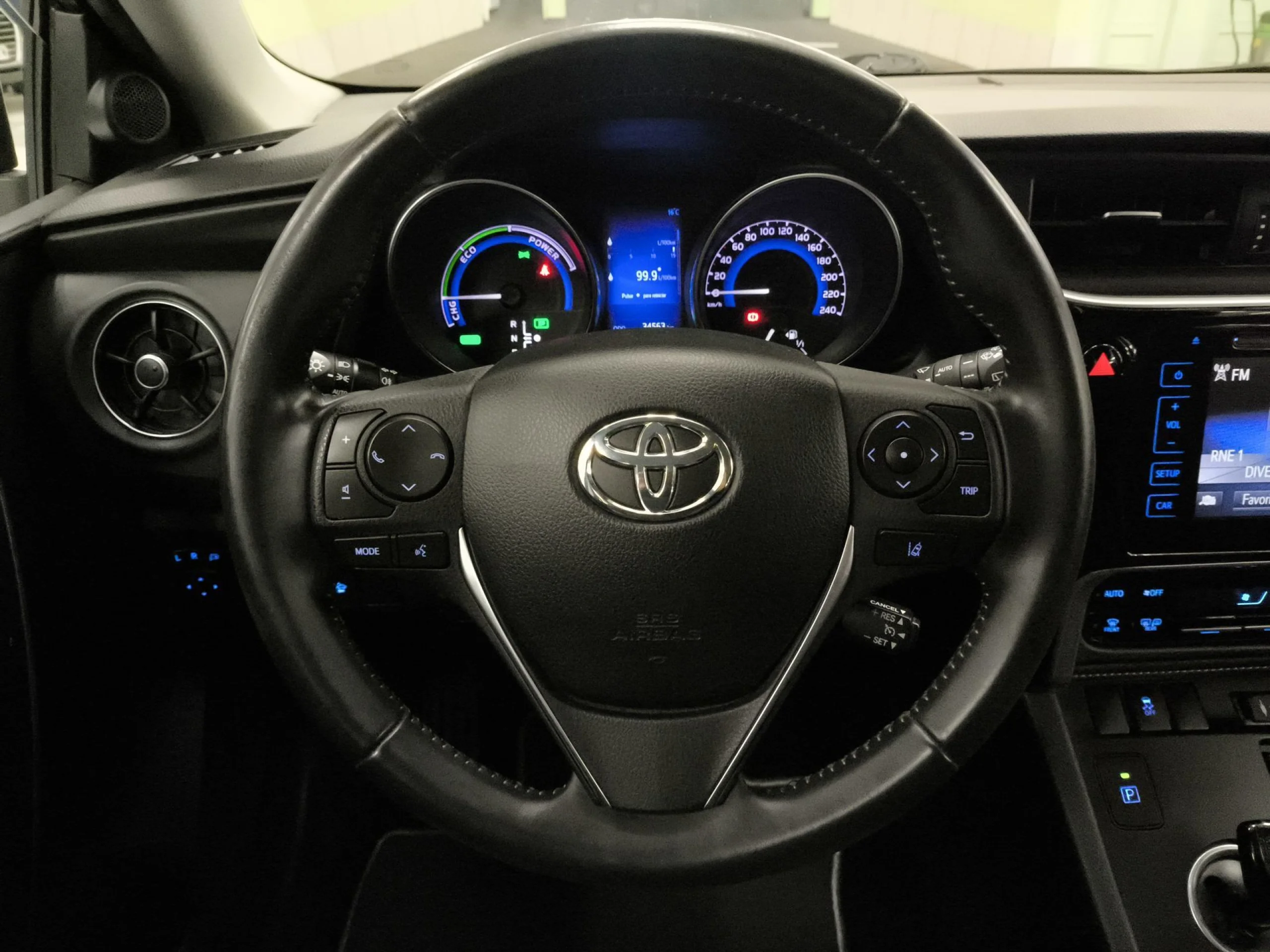 Toyota Auris 1.8 Hybrid Active 100 kW (136 CV) - Foto 14