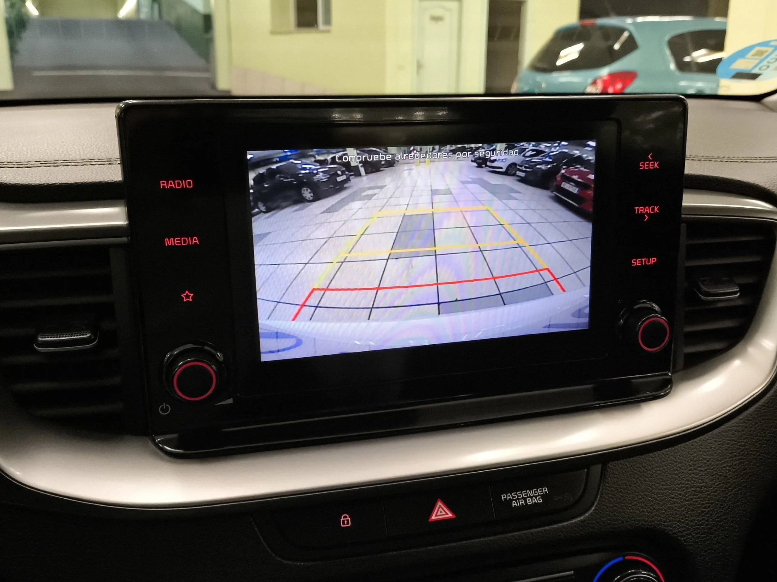 Kia Xceed 1.6 MHEV Drive iMT 100 kW (136 CV) - Foto 17