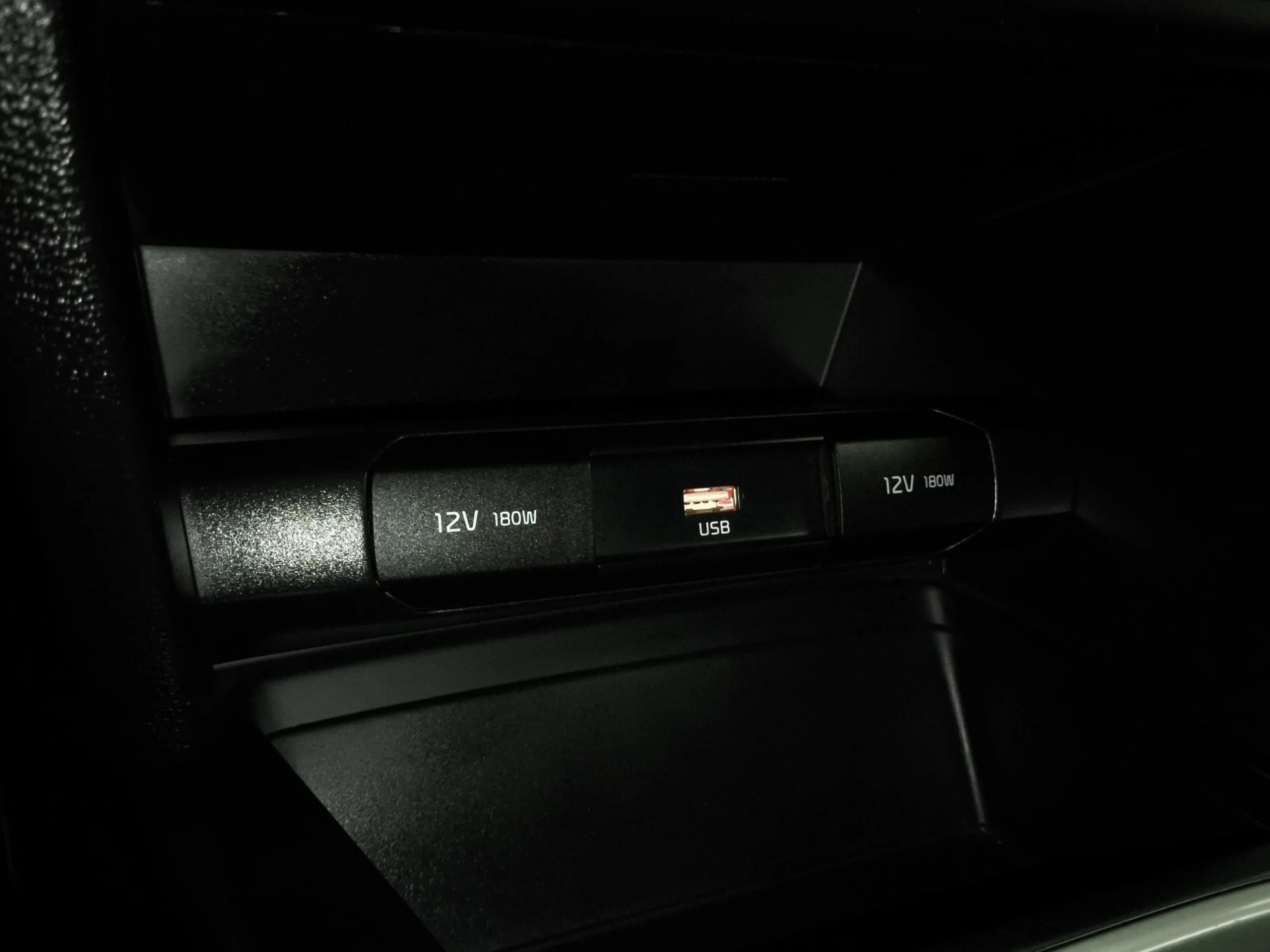 Kia Xceed 1.6 MHEV Drive iMT 100 kW (136 CV) - Foto 20