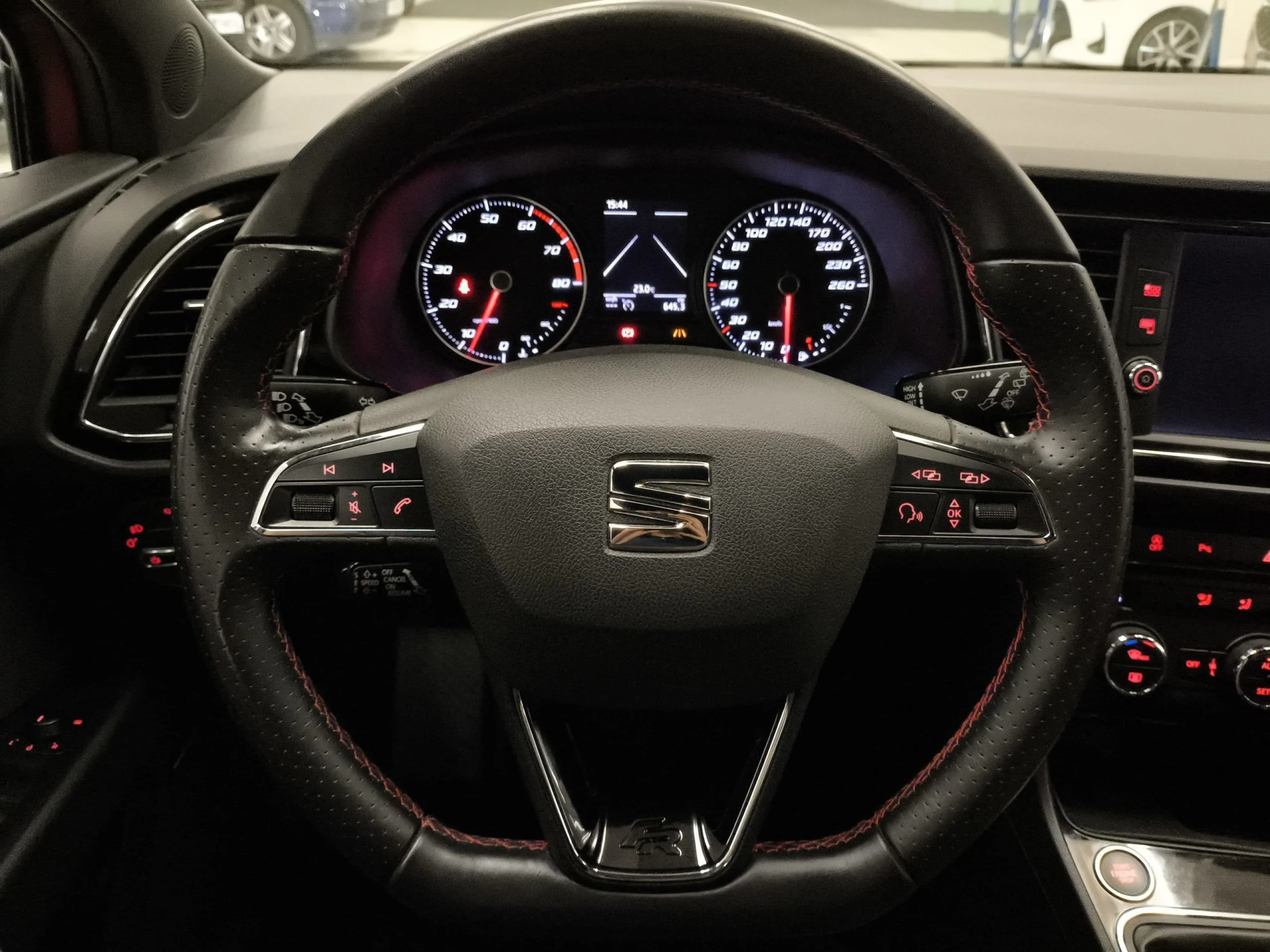 Seat León 1.4 TSI SANDS ACT FR Plus 110 kW (150 CV) - Foto 17