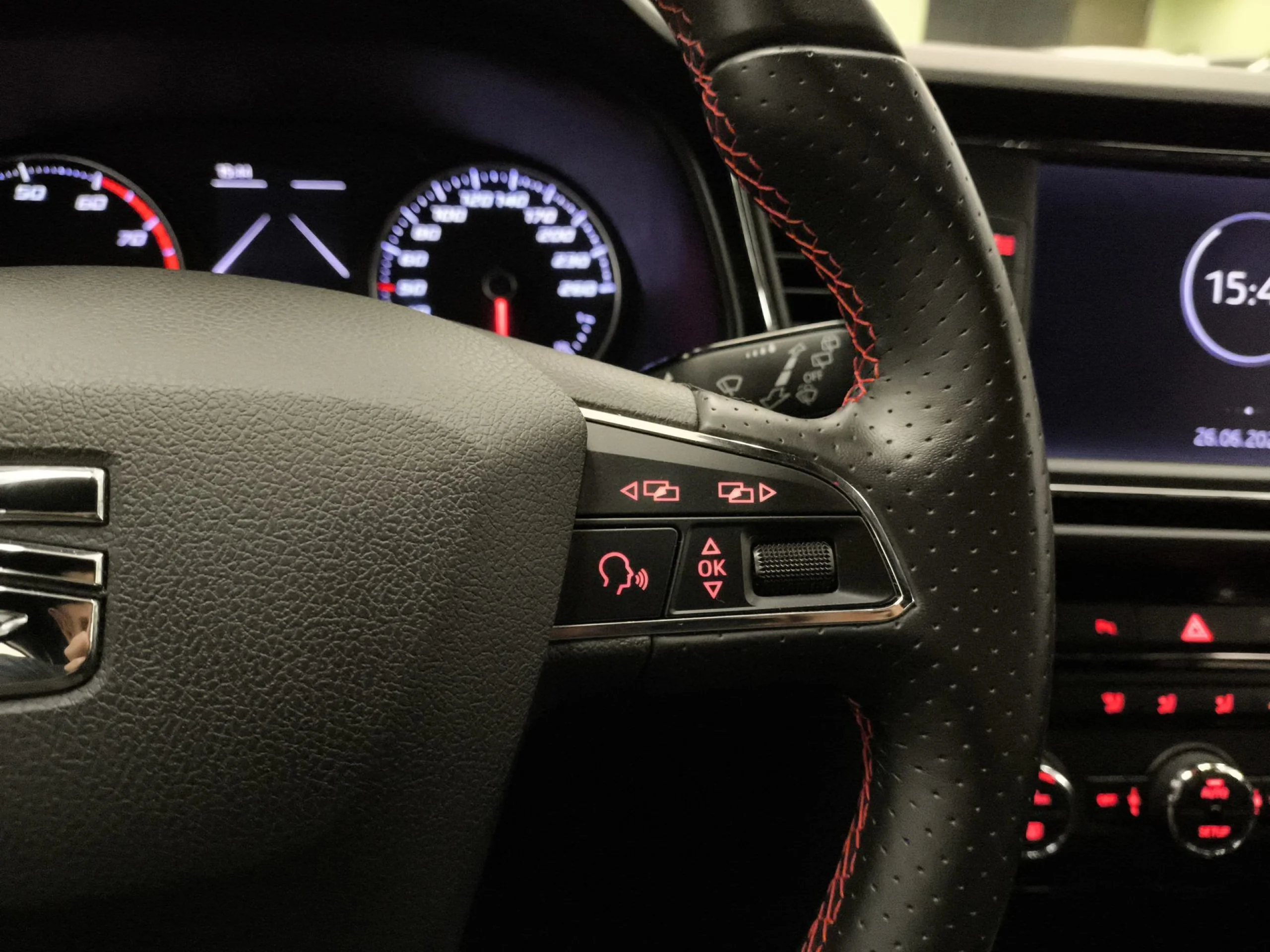 Seat León 1.4 TSI SANDS ACT FR Plus 110 kW (150 CV) - Foto 19