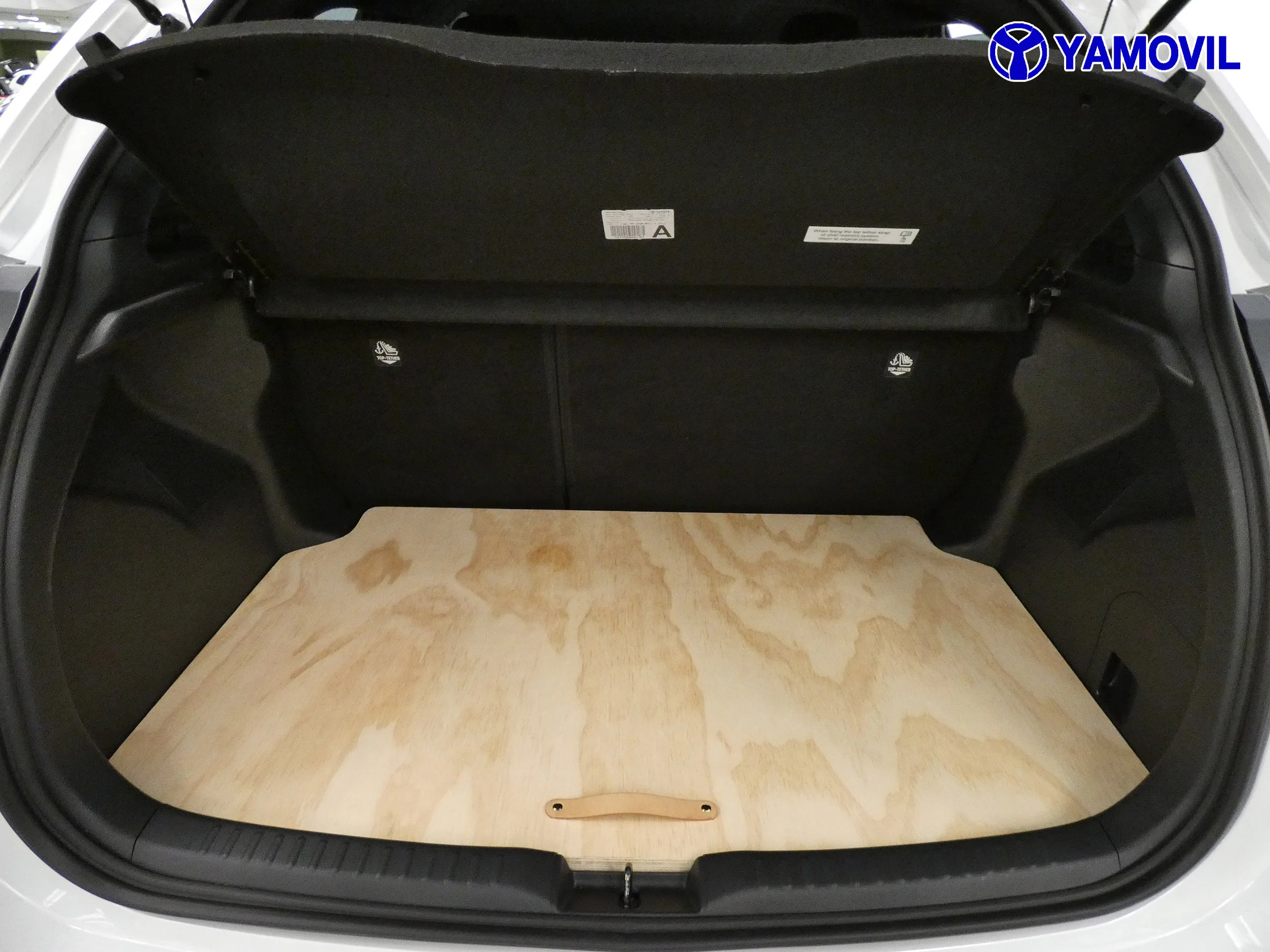 Toyota Yaris 1.5 STYLE PLUS 120H KYB AUT 5P - Foto 8