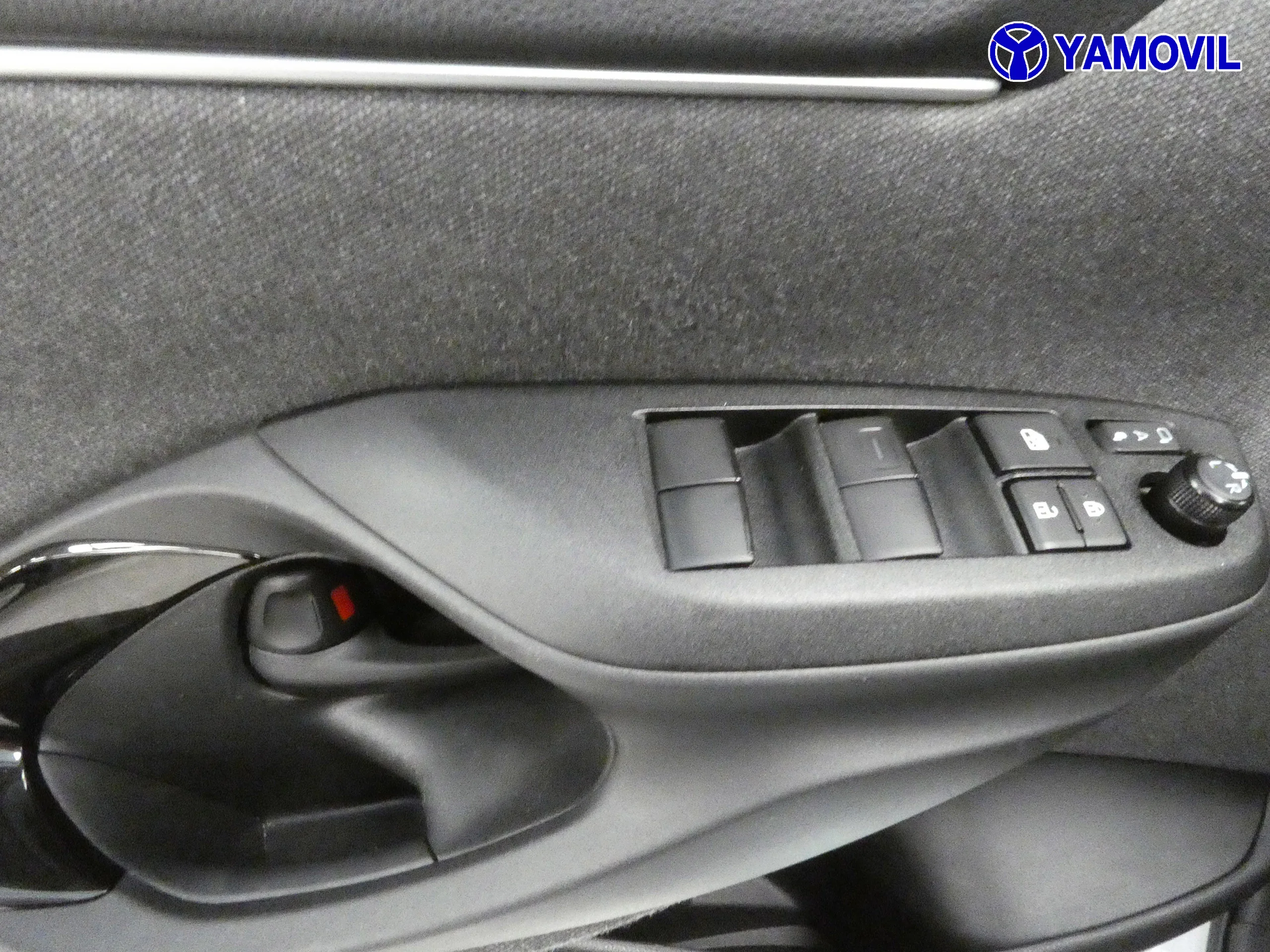 Toyota Yaris 1.5 STYLE PLUS 120H KYB AUT 5P - Foto 59