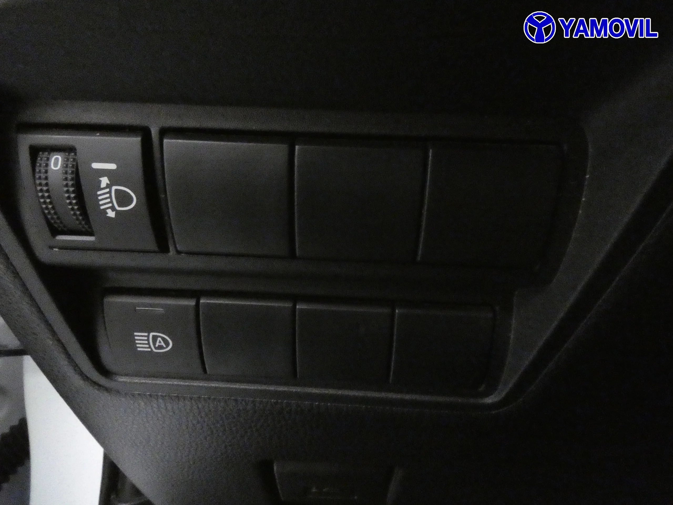 Toyota Yaris 1.5 STYLE PLUS 120H KYB AUT 5P - Foto 24