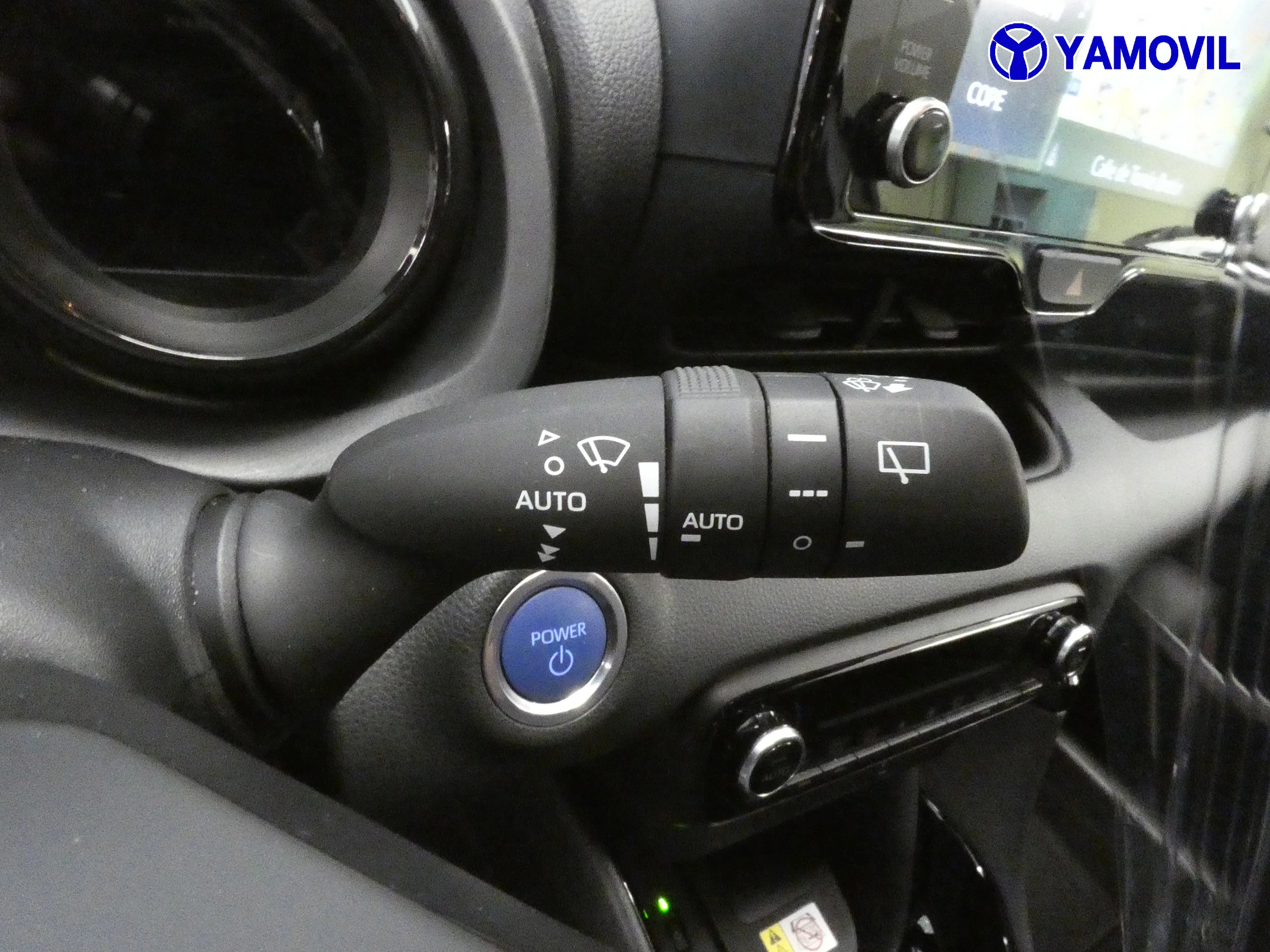 Toyota Yaris 1.5 STYLE PLUS 120H KYB AUT 5P - Foto 26