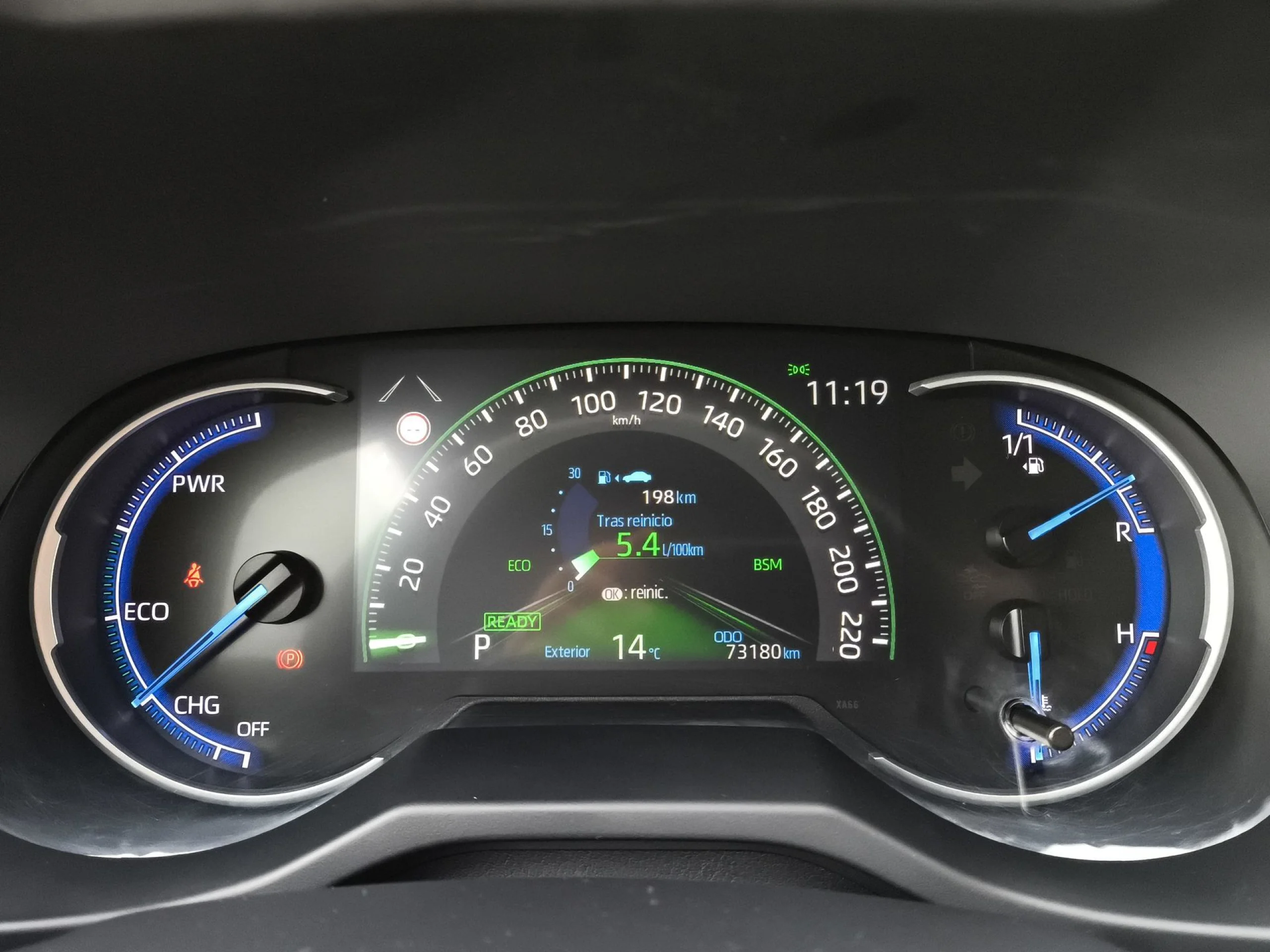 Toyota Rav4 220H Business 160 kW (218 CV) - Foto 12