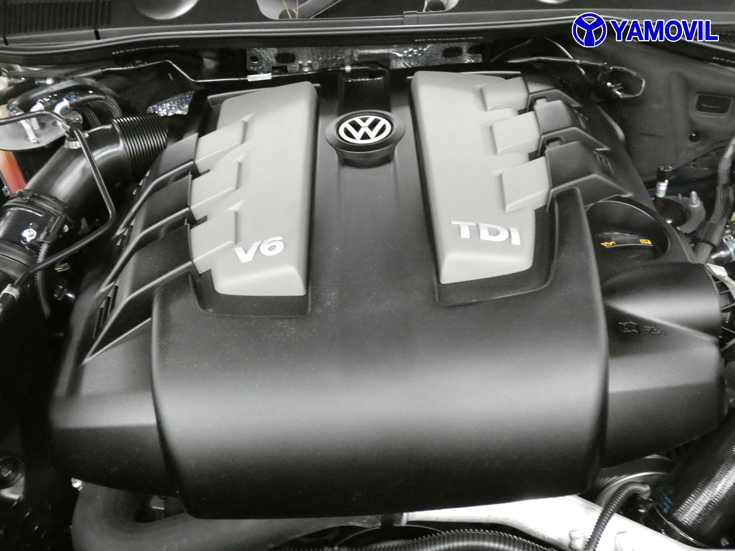 Volkswagen Touareg 3.0 TDI V6 TIPTRONIC  - Foto 8
