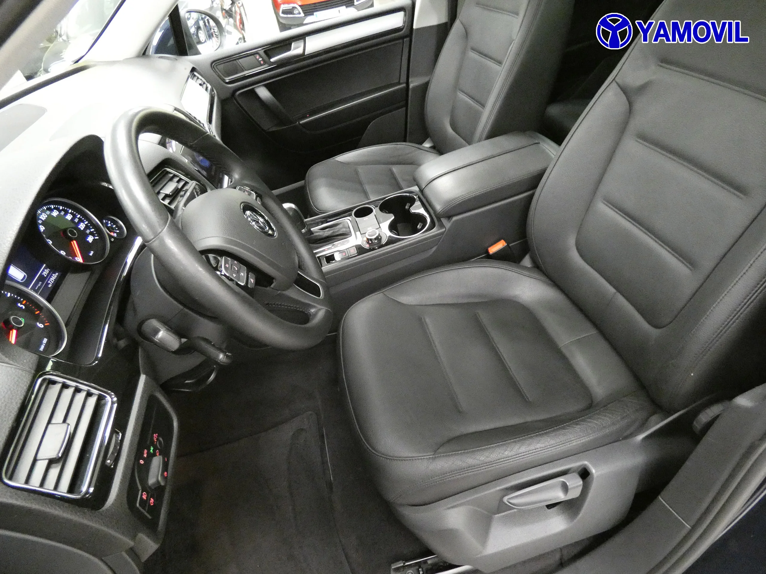 Volkswagen Touareg 3.0 TDI V6 TIPTRONIC  - Foto 13