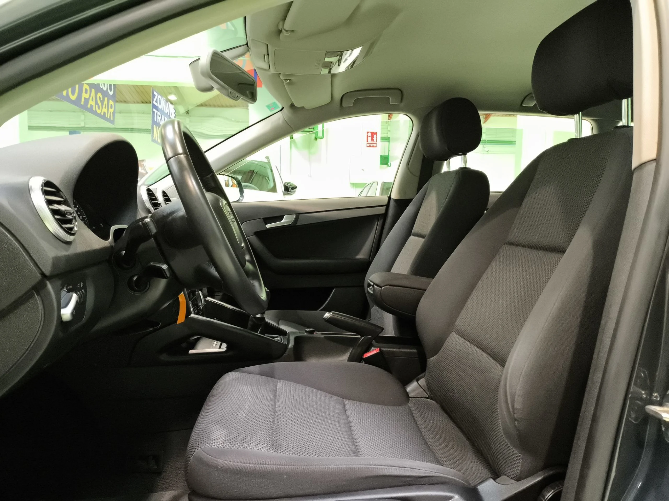 Audi A3 Sportback Attraction 1.6 TDI 77 kW (105 CV) - Foto 11