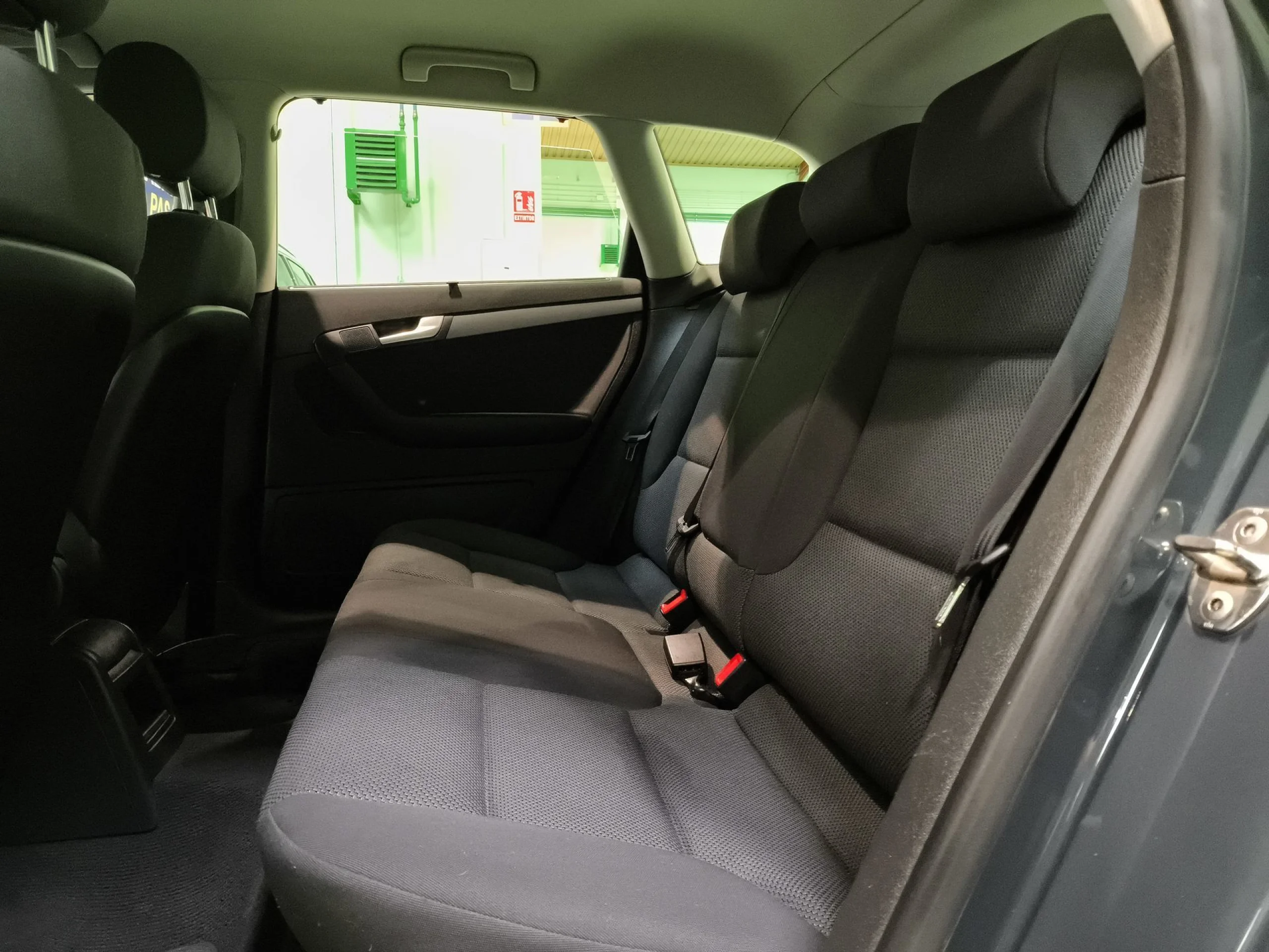 Audi A3 Sportback Attraction 1.6 TDI 77 kW (105 CV) - Foto 20
