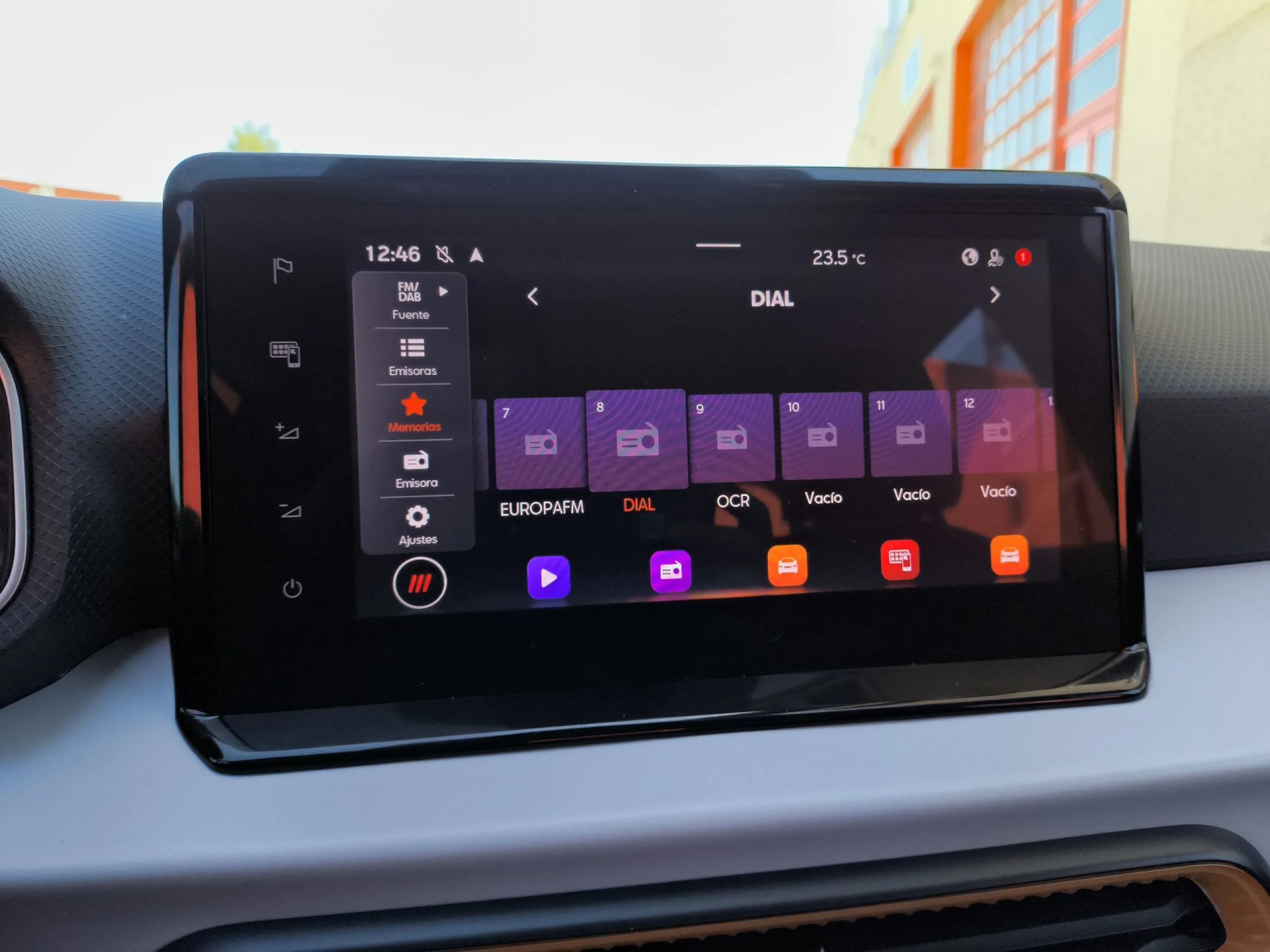 Seat Arona 1.0 TSI Style Plus 81 kW (110 CV) - Foto 13