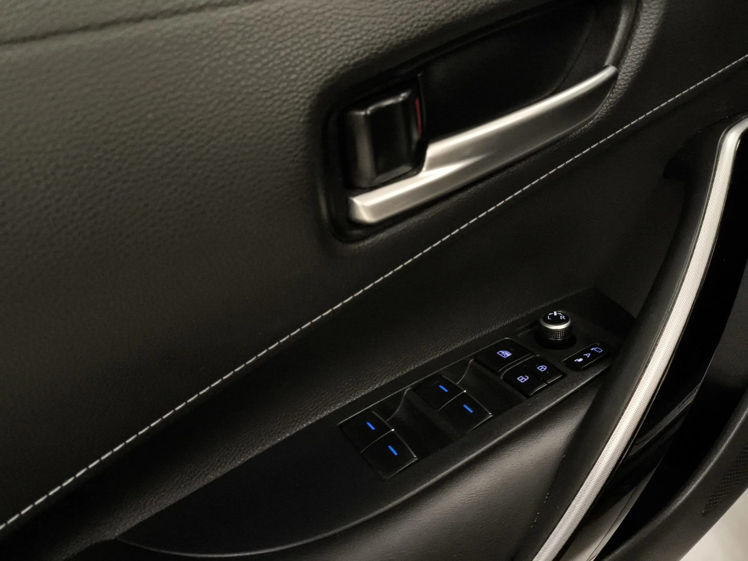 Toyota Corolla Touring Sports 180H Feel! E-CVT 132 kW (180 CV) - Foto 10