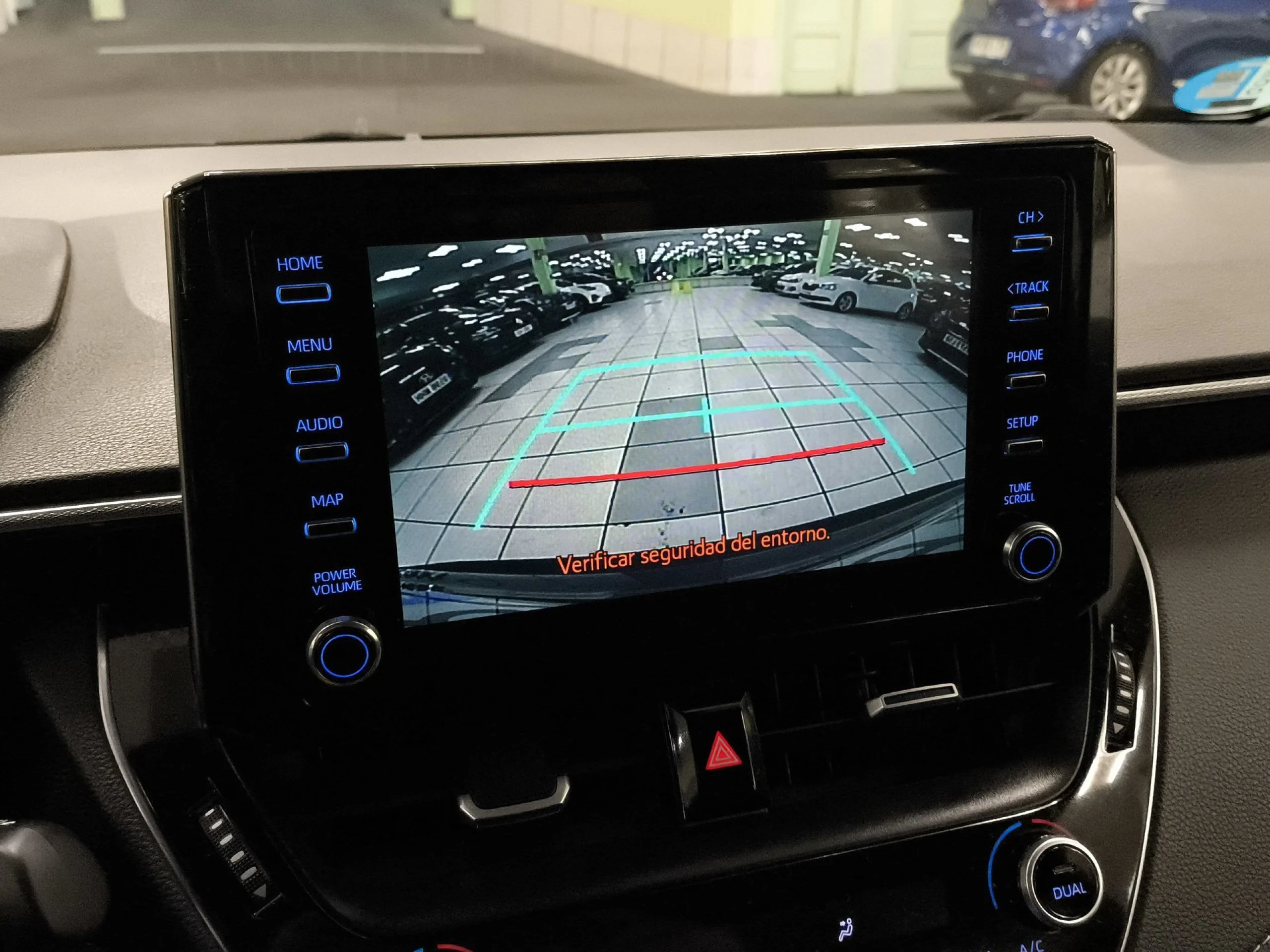 Toyota Corolla Touring Sports 180H Feel! E-CVT 132 kW (180 CV) - Foto 17