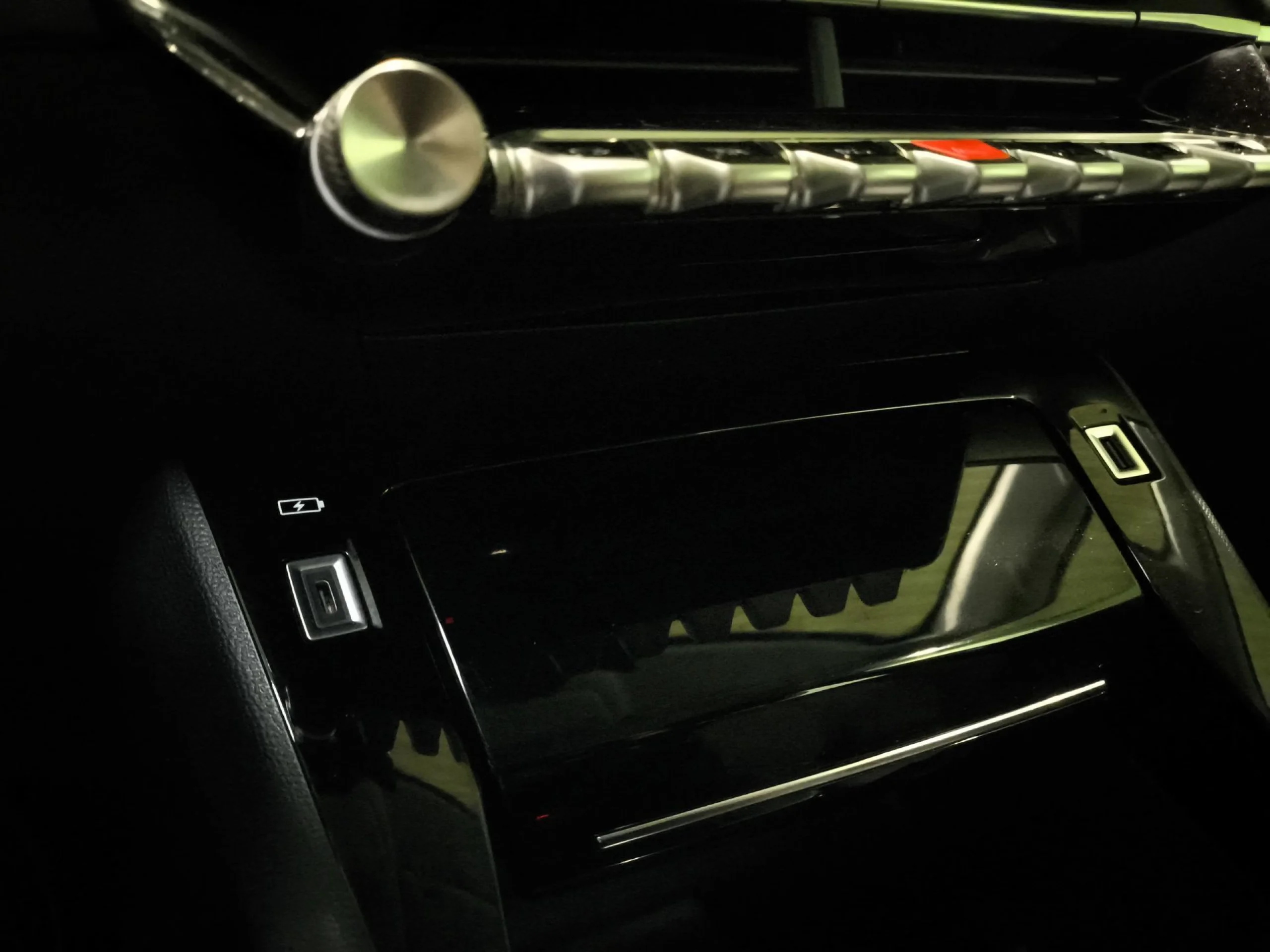 Peugeot 208 PureTech 100 Allure 75 kW (100 CV) - Foto 20